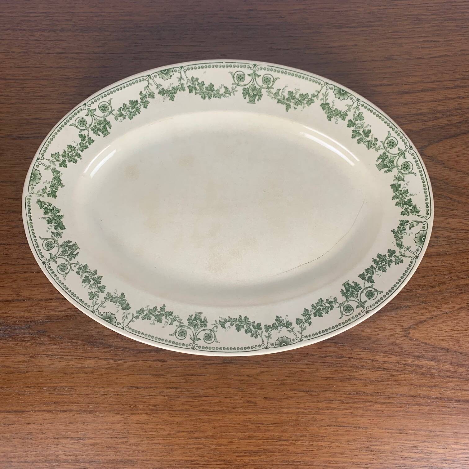 Grand Plat ovale modèle "Champagne ", Badonviller, vert
