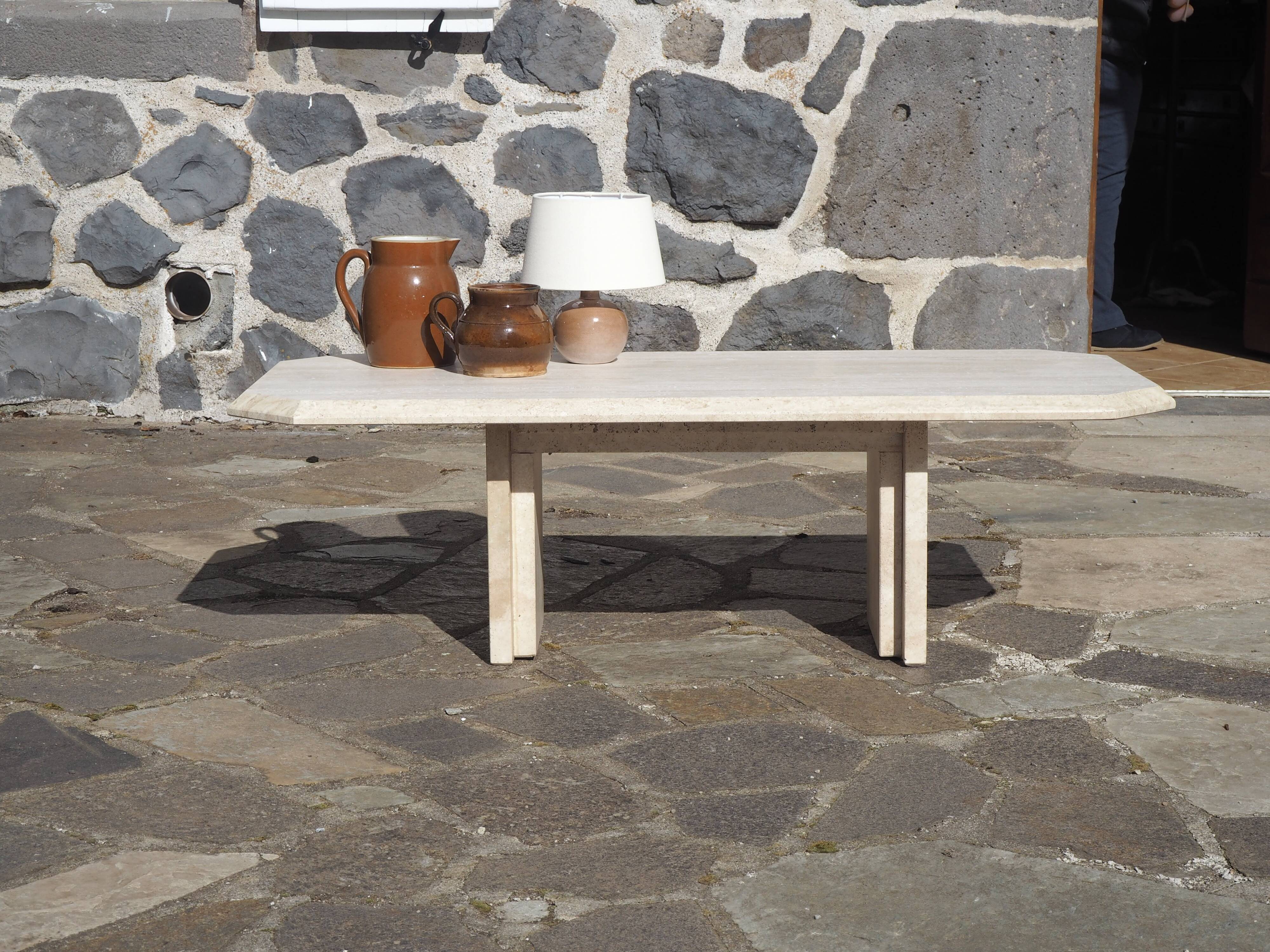 Coffee table in travertine