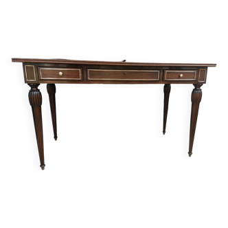 Elegant rosewood flat desk