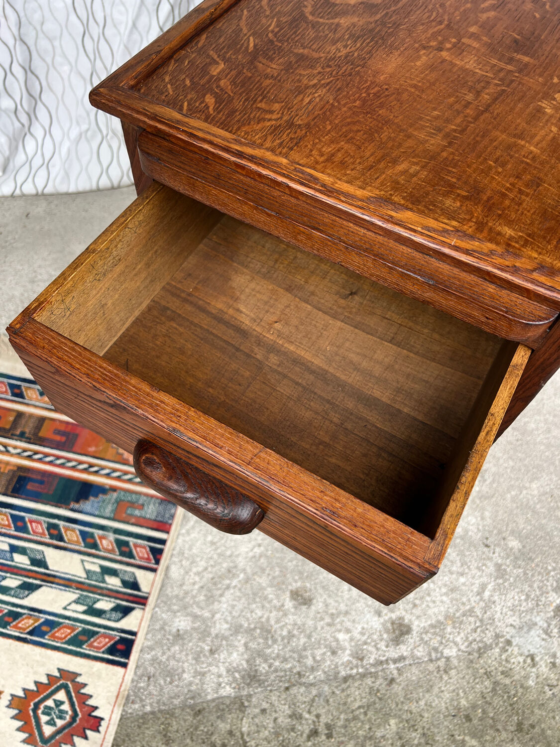 Ancien caisson de bureau en chêne, double face