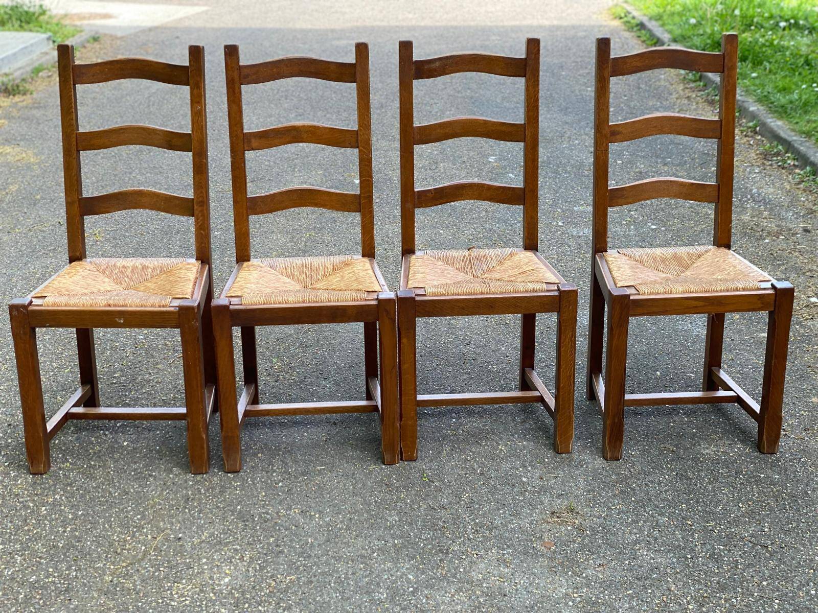 4 dining chairs made of solid wood with straw seats, farmhouse style, medium oak, 1960, 100cm.