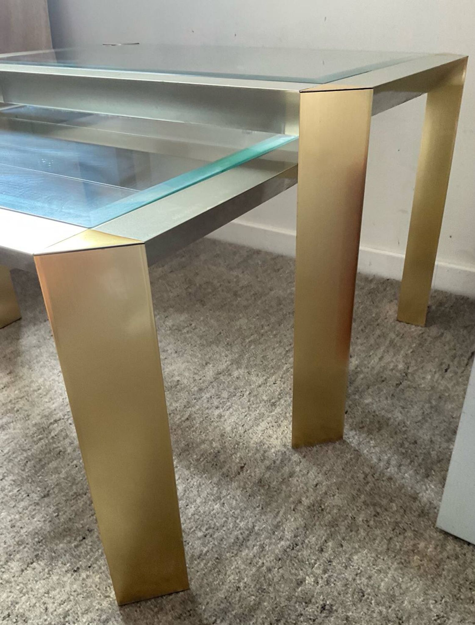 Duo de tables gigognes des années 70