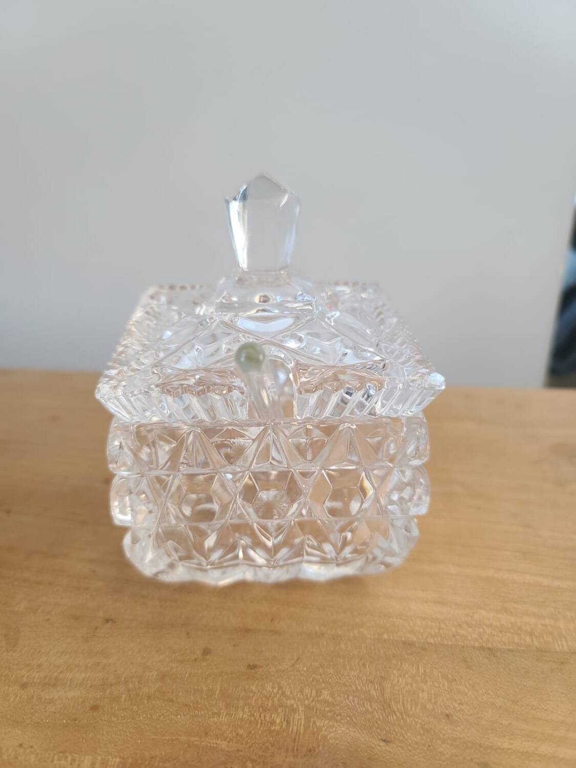 Vintage (70s) crystal sugar or other condiment pot with lid