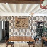 Extendable table designed by Alain Richard