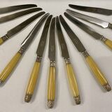 11 Art Deco knives, Bakelite and silver plated in a box