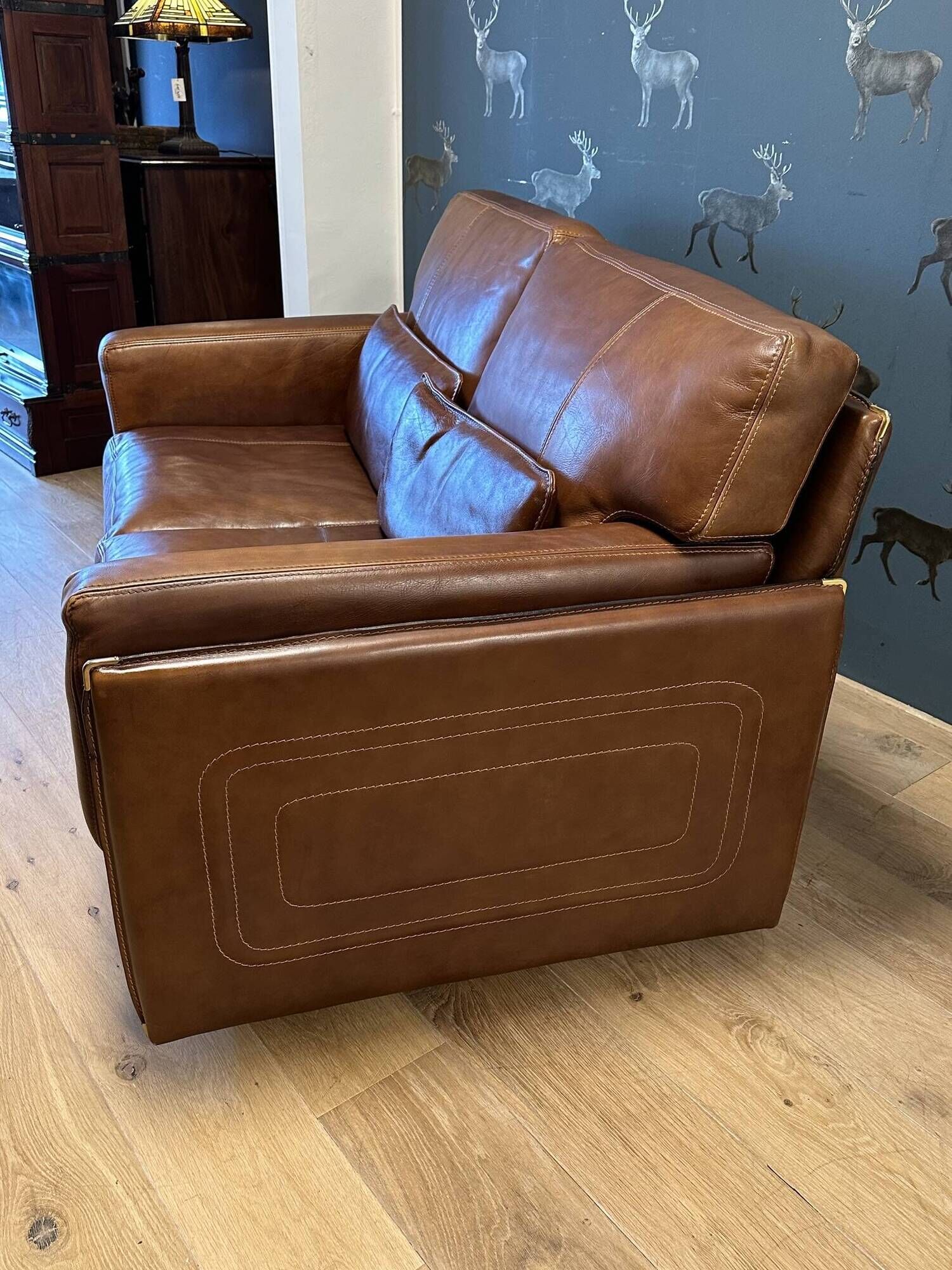 Beautiful buffalo leather 2-seater sofa