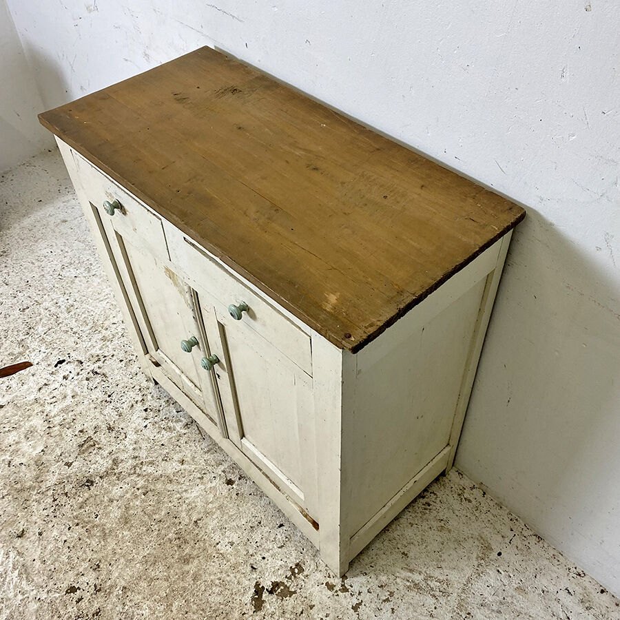 Buffet parisien vintage années 50