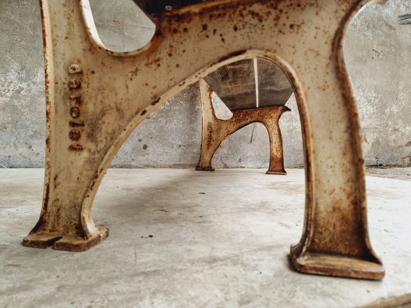 Old garden bench park bench oak with cast iron 160 cm