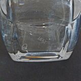 Crystal design whiskey decanter