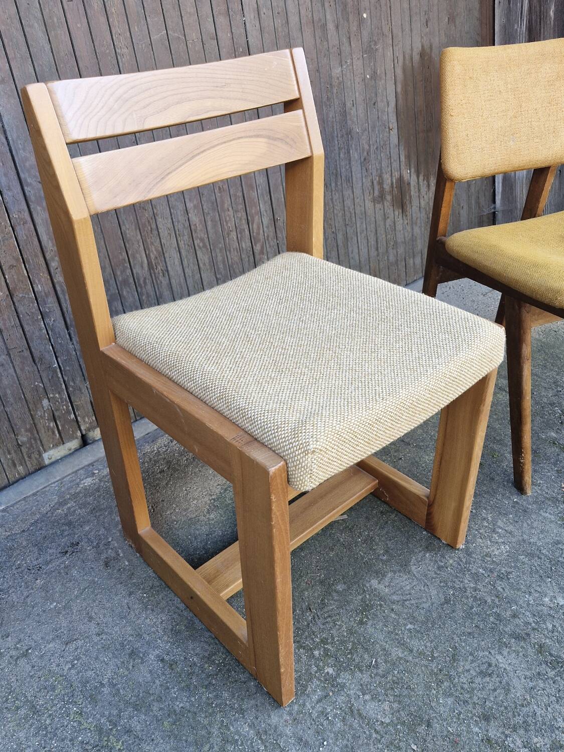 Maison regain set of 3 pieces in solid elm from the 70s and 80s.