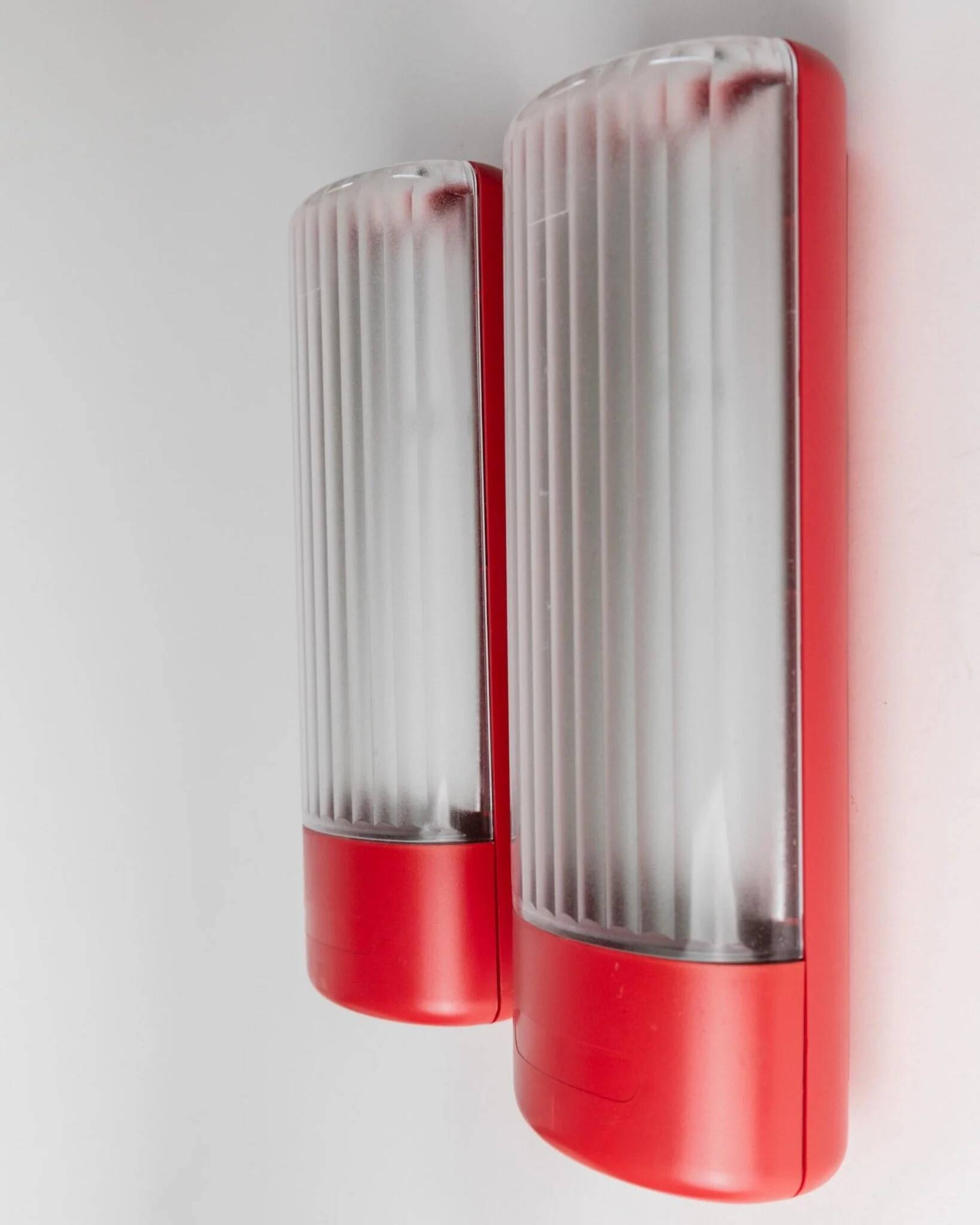 Set of 2 Vintage Wall Lamps Cometa 430 by Disano Italy, 1980s, Red Plastic with Translucent Diffuser Original Packaging
