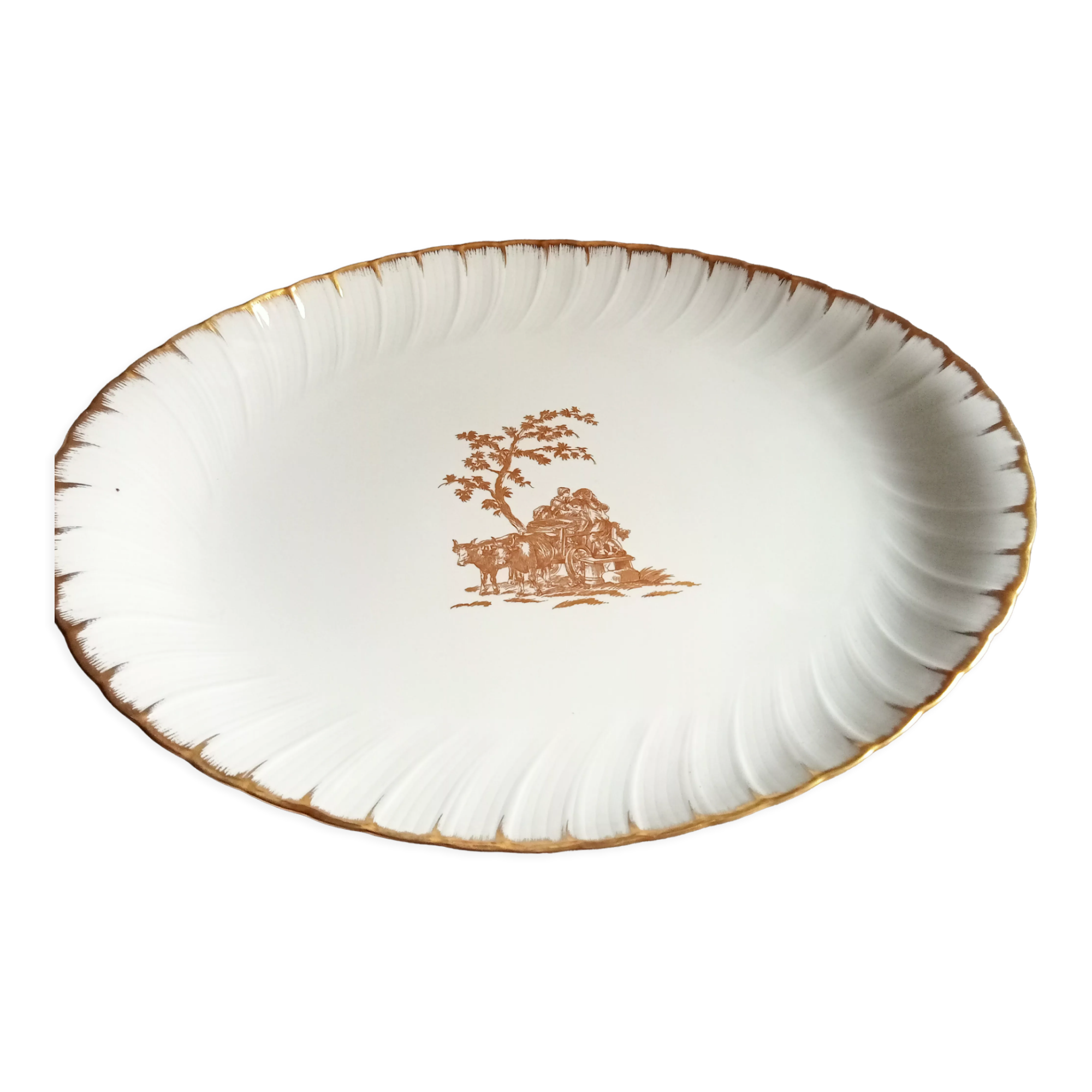Oval porcelain dish from Limoges