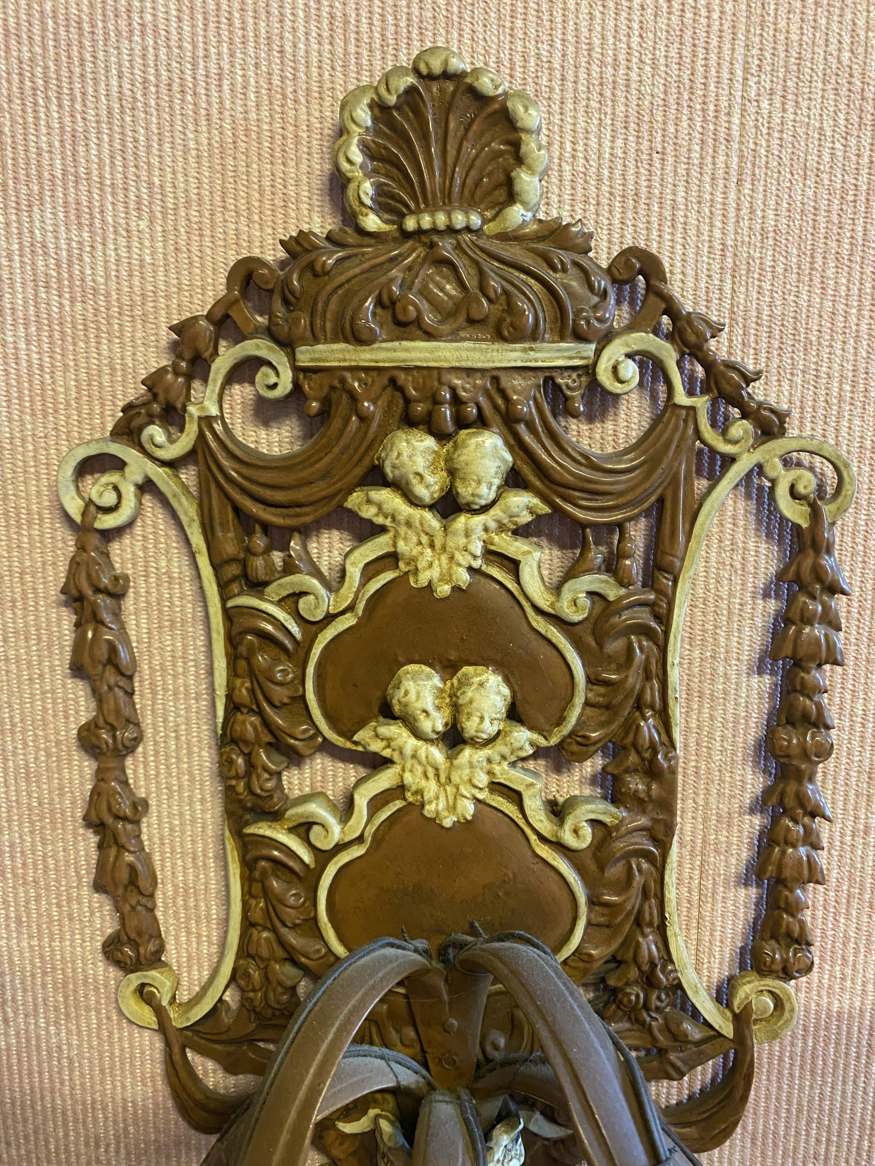 Pair of Regency 5-burner wall lamps, painted in 2 tones.