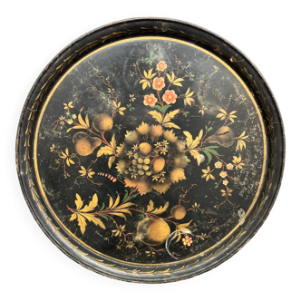 Round tray, 19th century, black painted metal, decorated with fruit and grapes (49 cm)