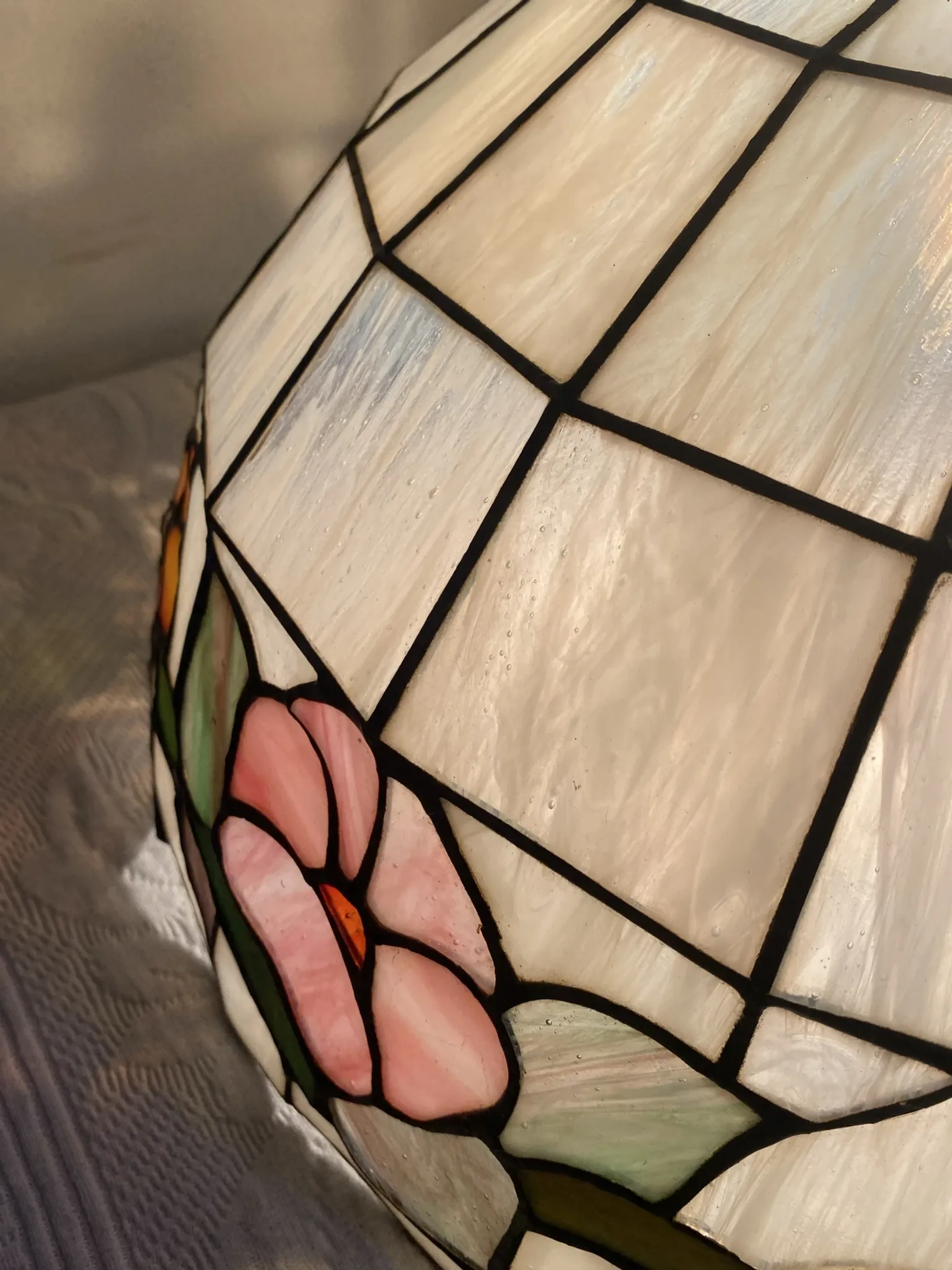Stained glass pendant