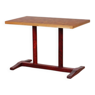 Rectangular dining table, wooden top, 1980.