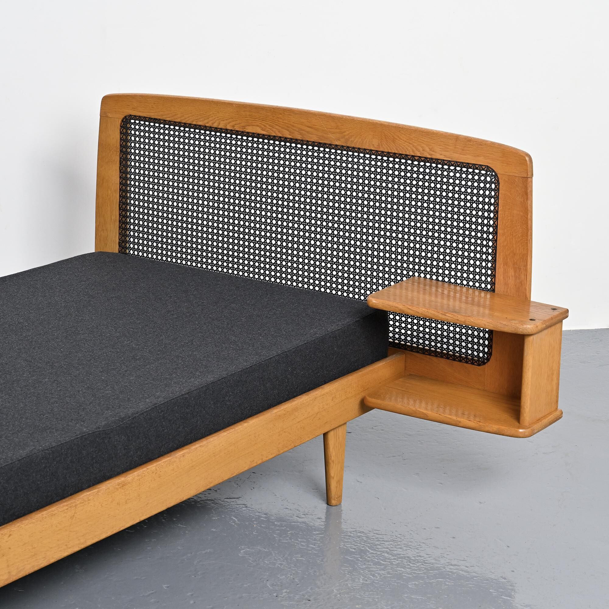 Lit par Roger Landault pour Ligne Roset, France, circa 1965