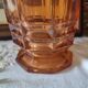 Vase verre moulé rose style Art Déco