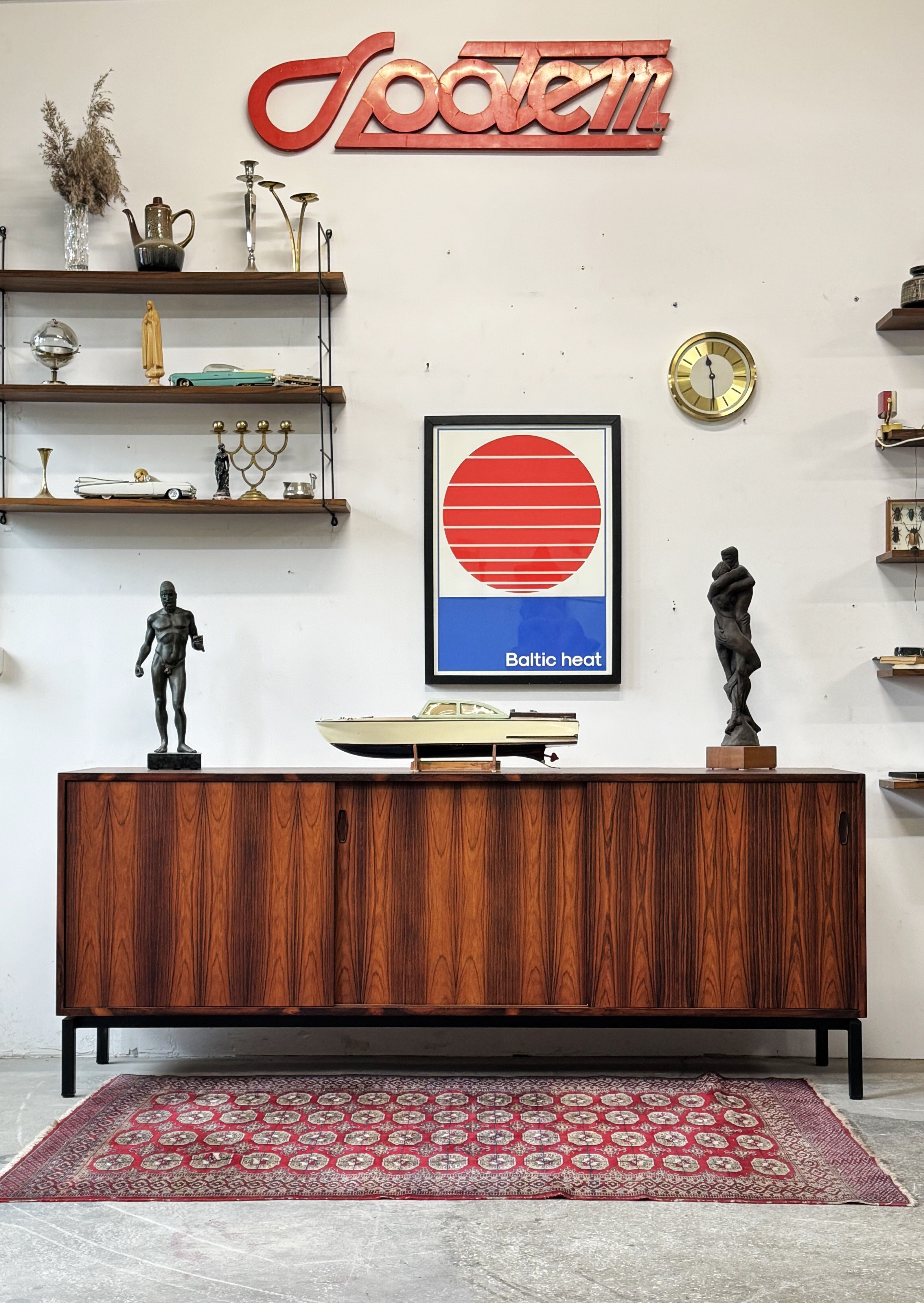 Lowboard Rosewood Chest of Drawers, Denmark 1960s/1970s, mid-c, vntg