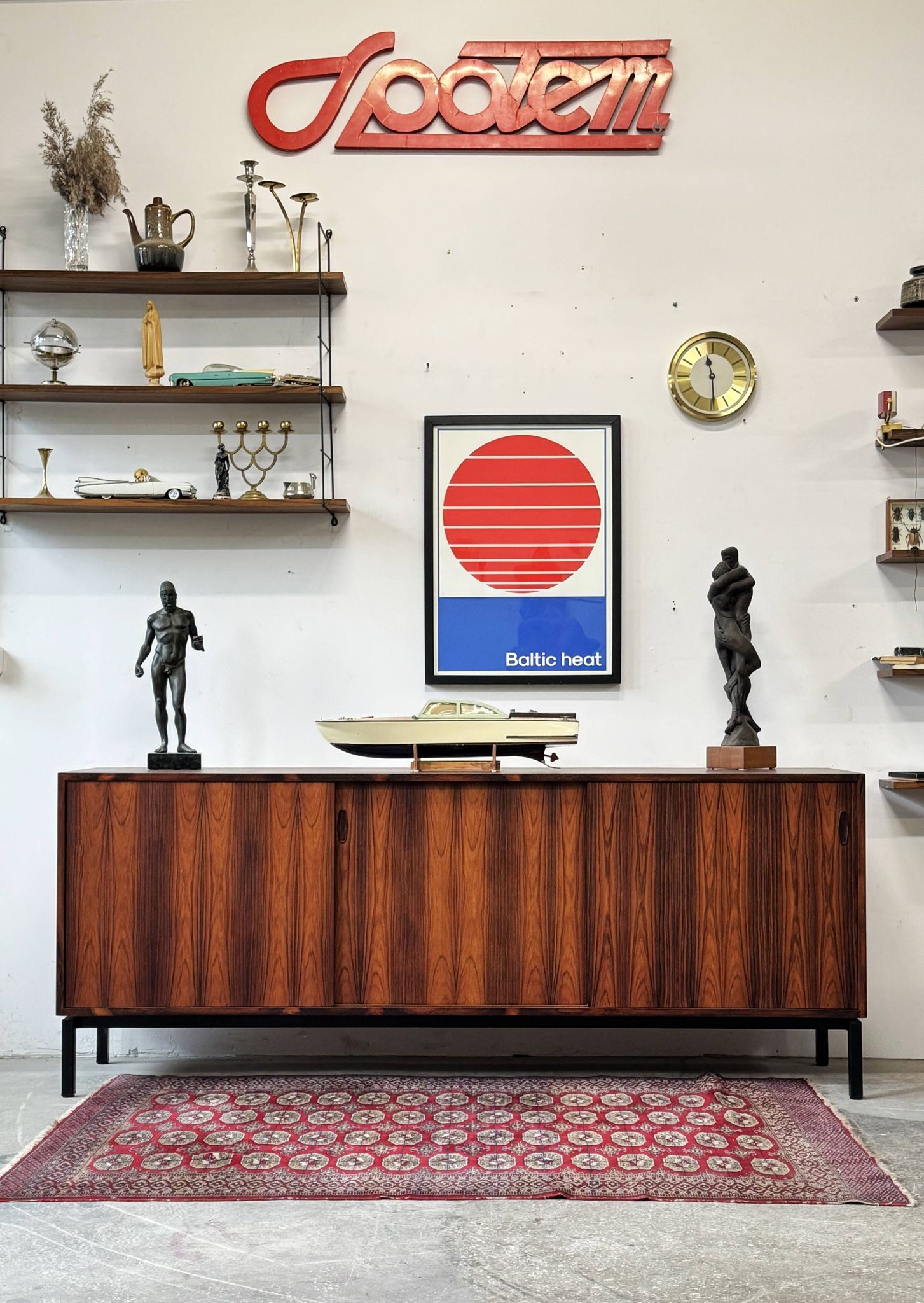 Lowboard Rosewood Chest of Drawers, Denmark 1960s/1970s, mid-c, vntg