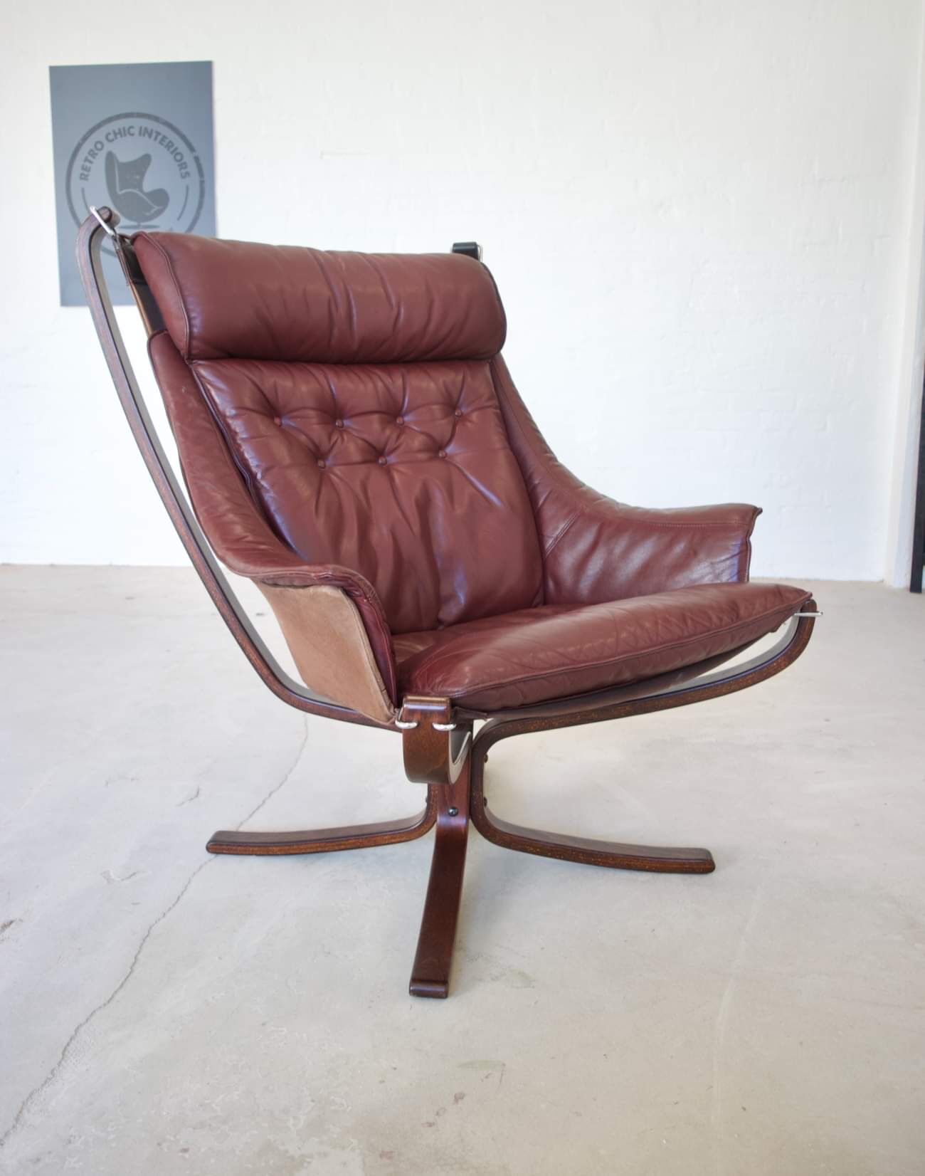 Chaises Falcon à ailes et dossier haut en cuir Sigurd Resell vintage rétro