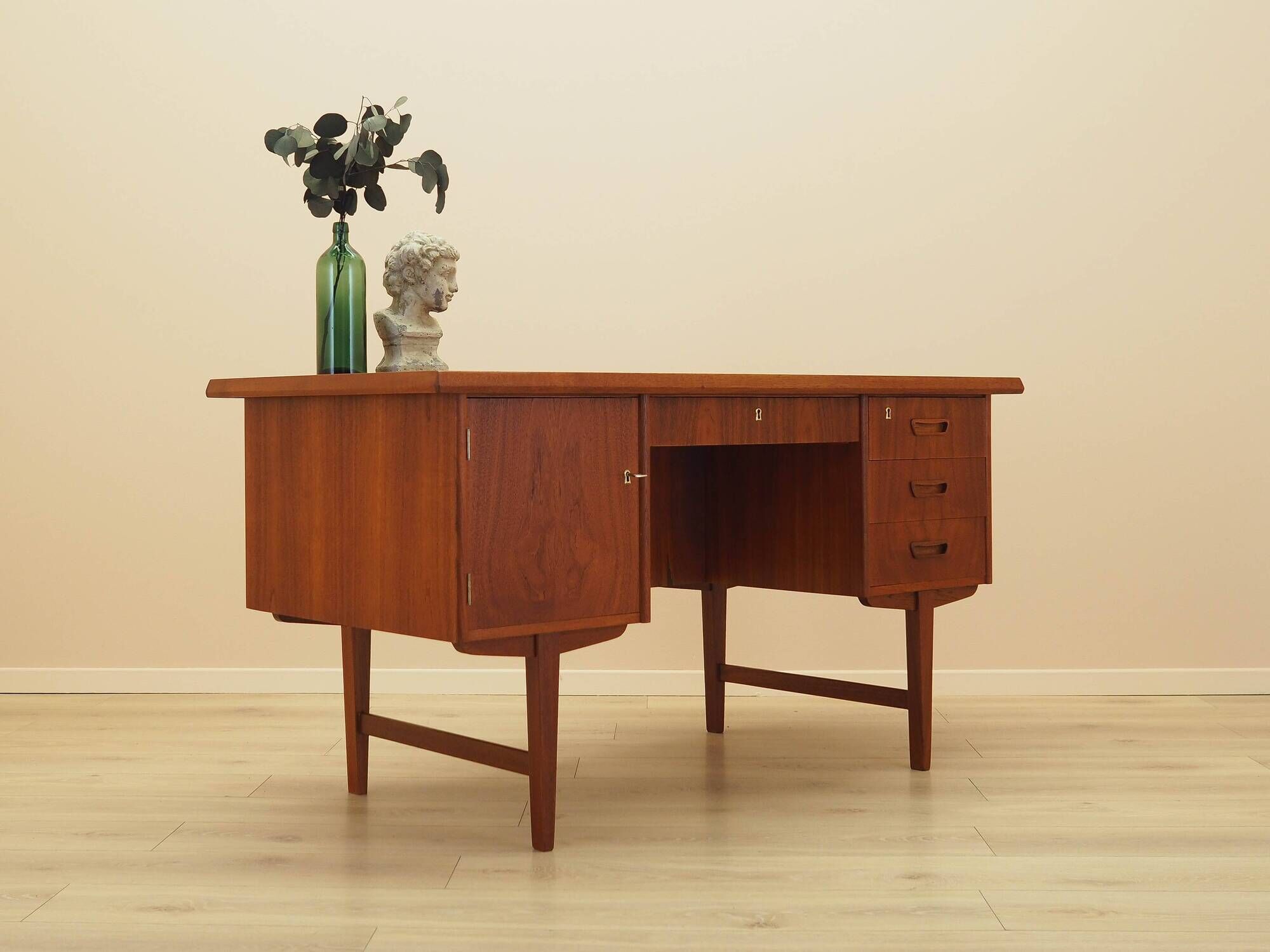 Teak desk, Danish design, 1970s, made in Denmark