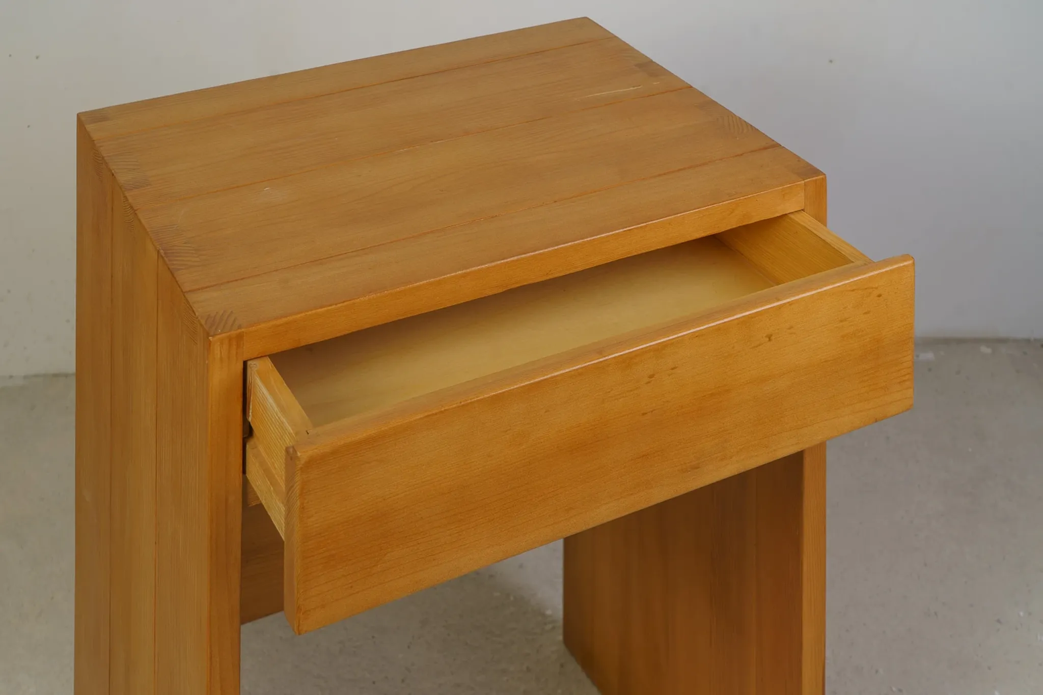 Petit bureau "Regain" en pin massif
