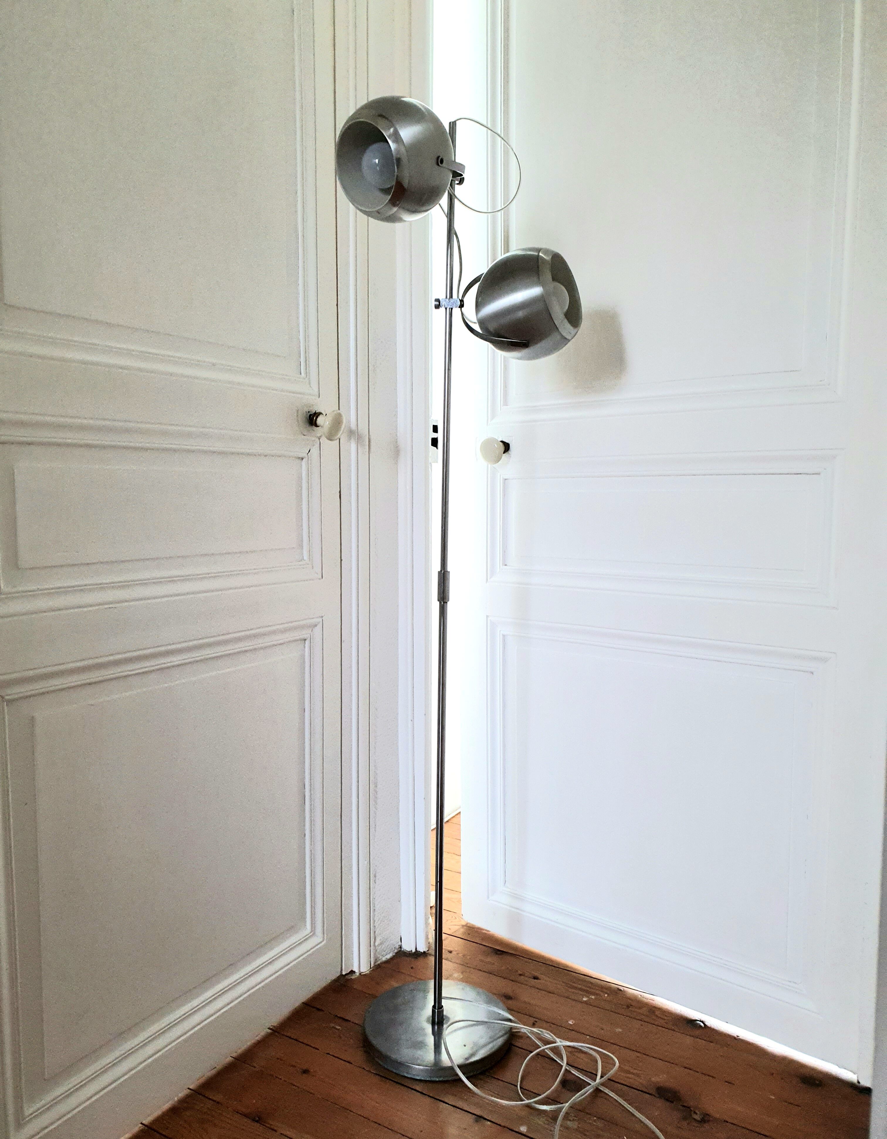 Eyeball floor lamp of the 70s
