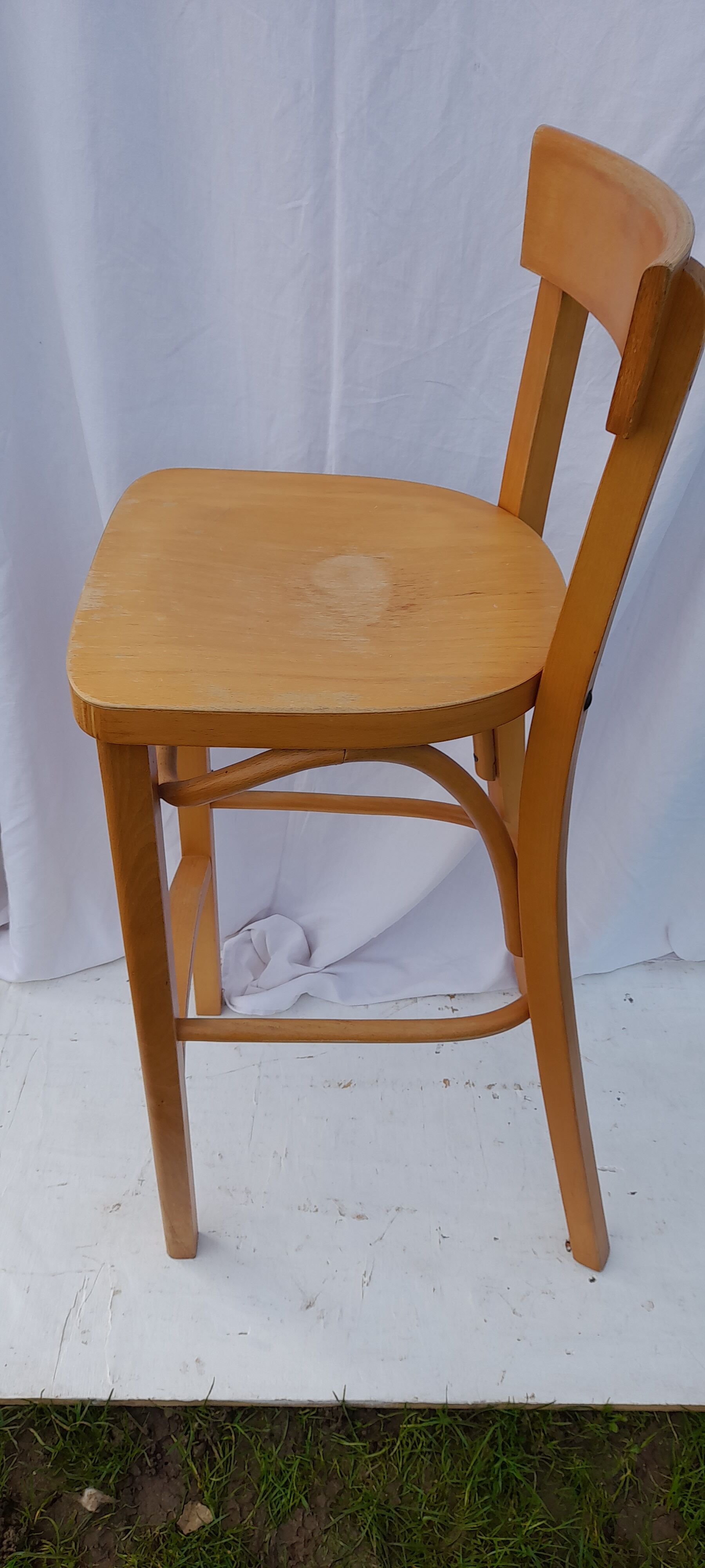 2 chaises bistrot de bar H 103,5 cm