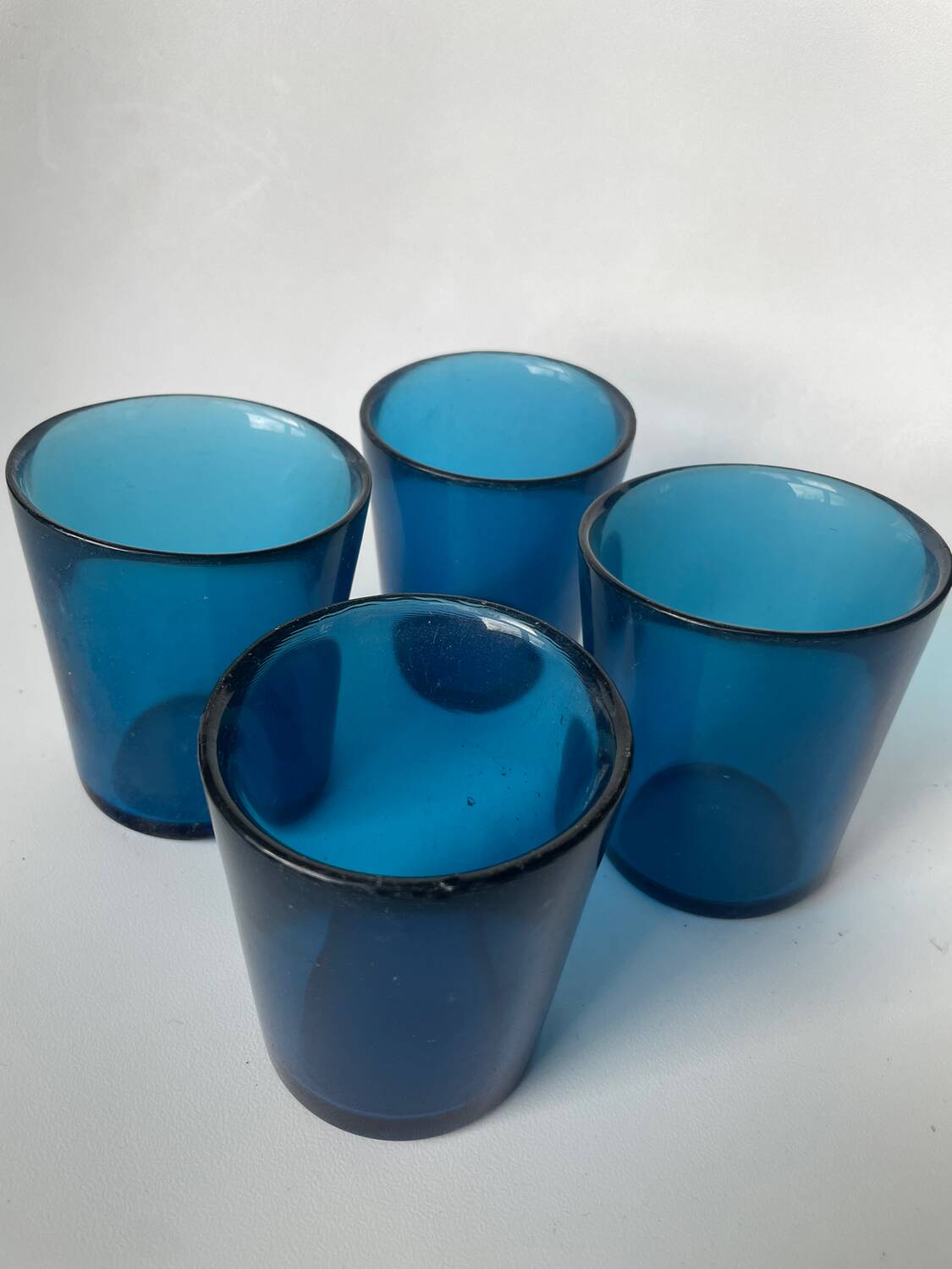 Lot 4 verres Orrefors Fuga Bleus