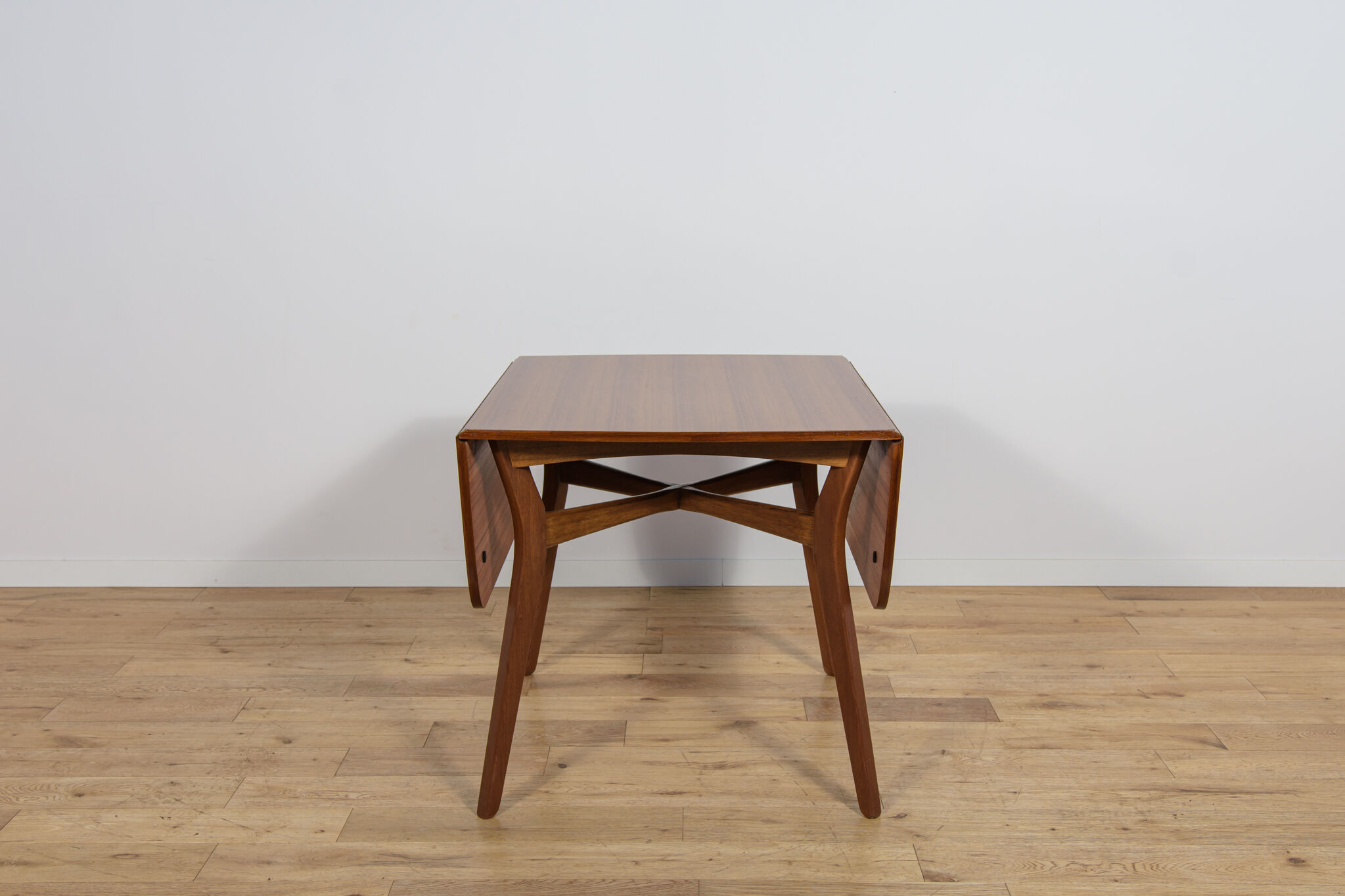 Mid-Century Butterfly Dining Table from G-Plan, United Kingdom, 1950s
