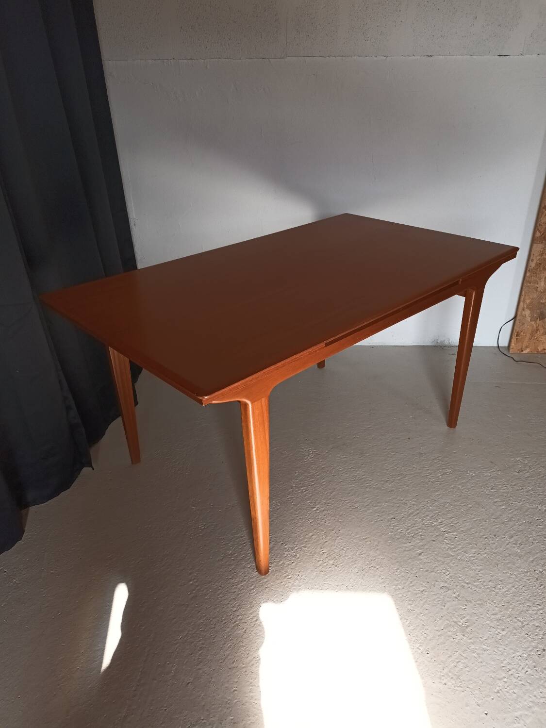 Table scandinave vintage