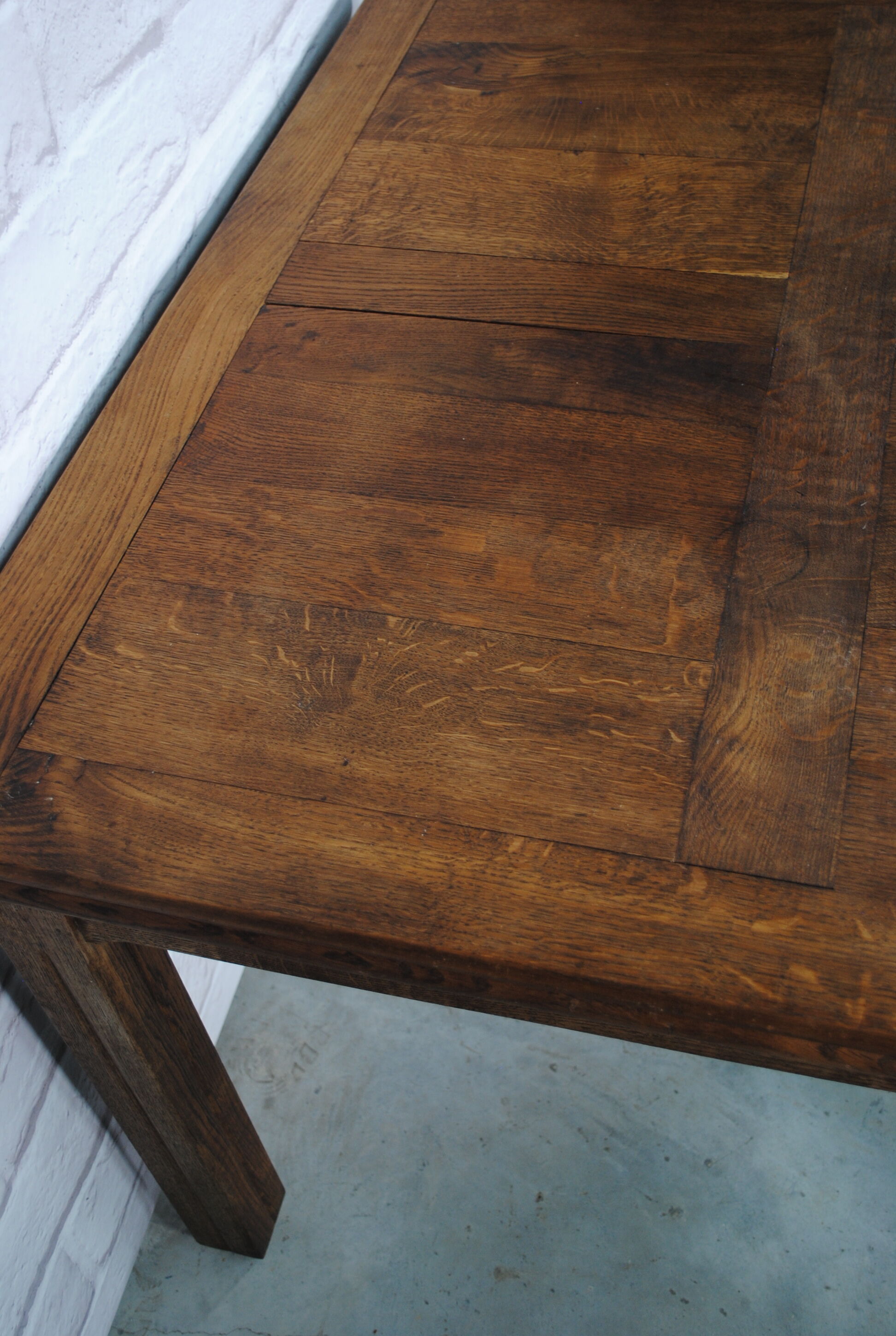 Expandable table 1950