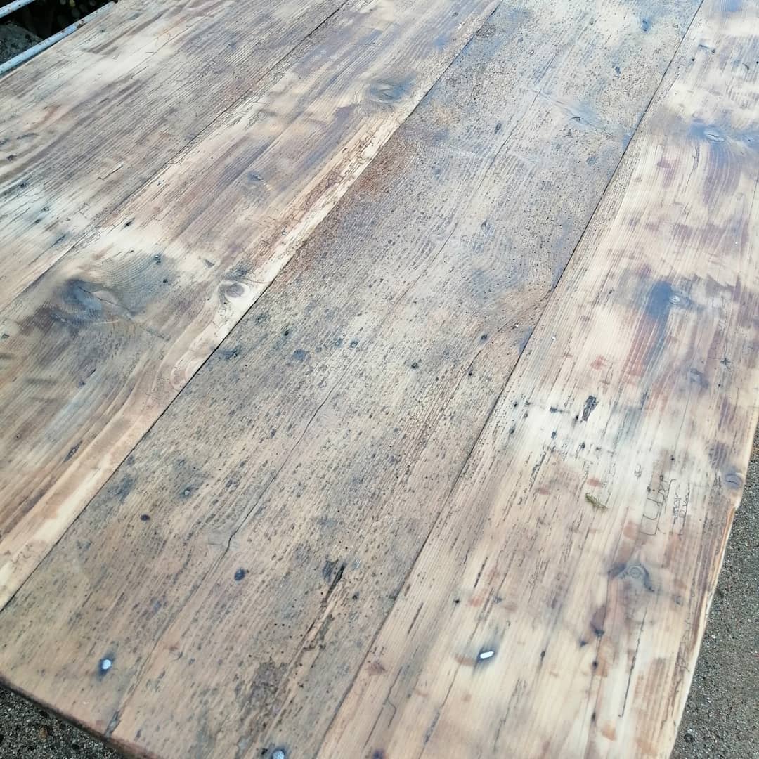 Old farm table 142 cm