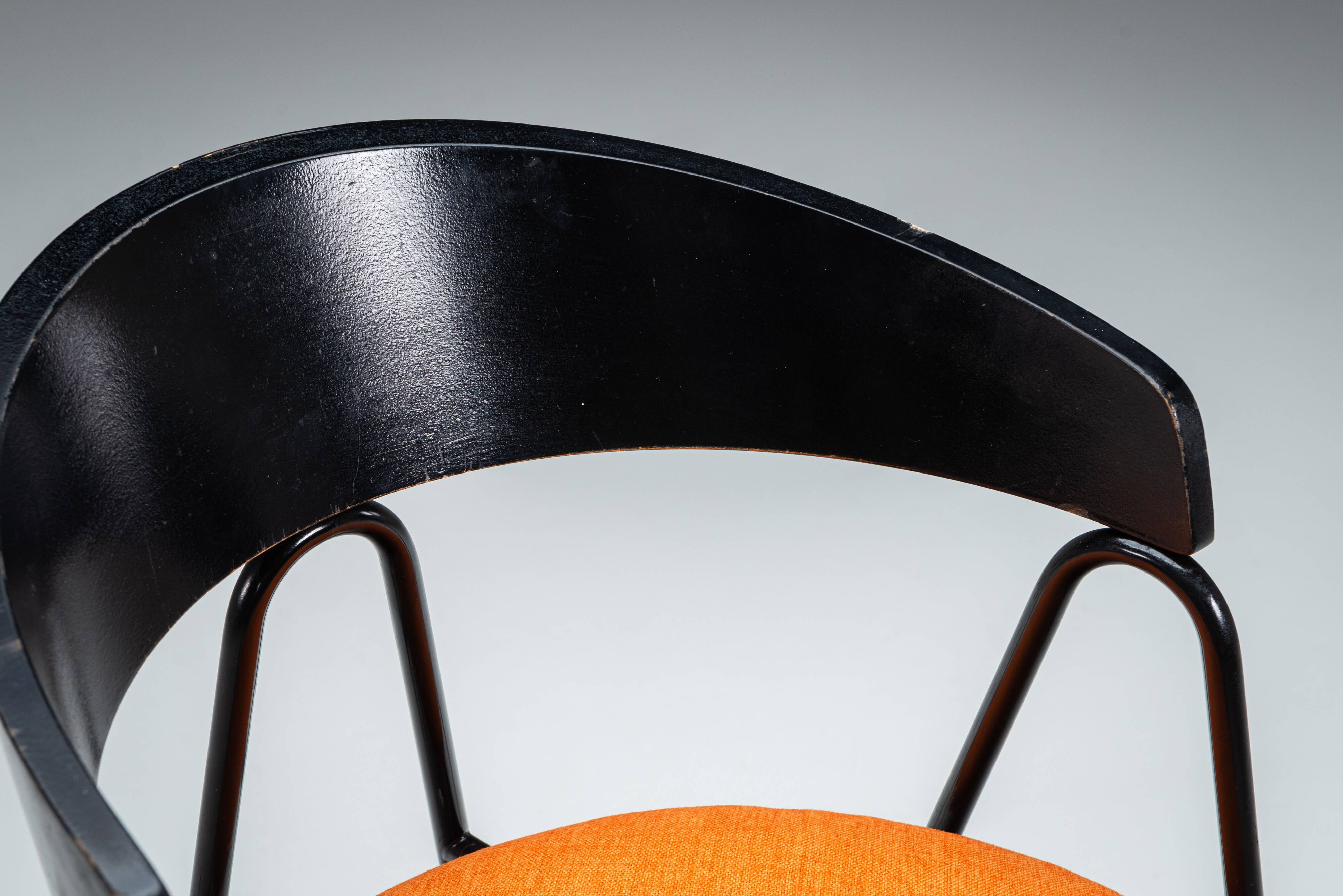 Pair of Memphis style chairs