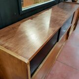 Bi-color sideboard