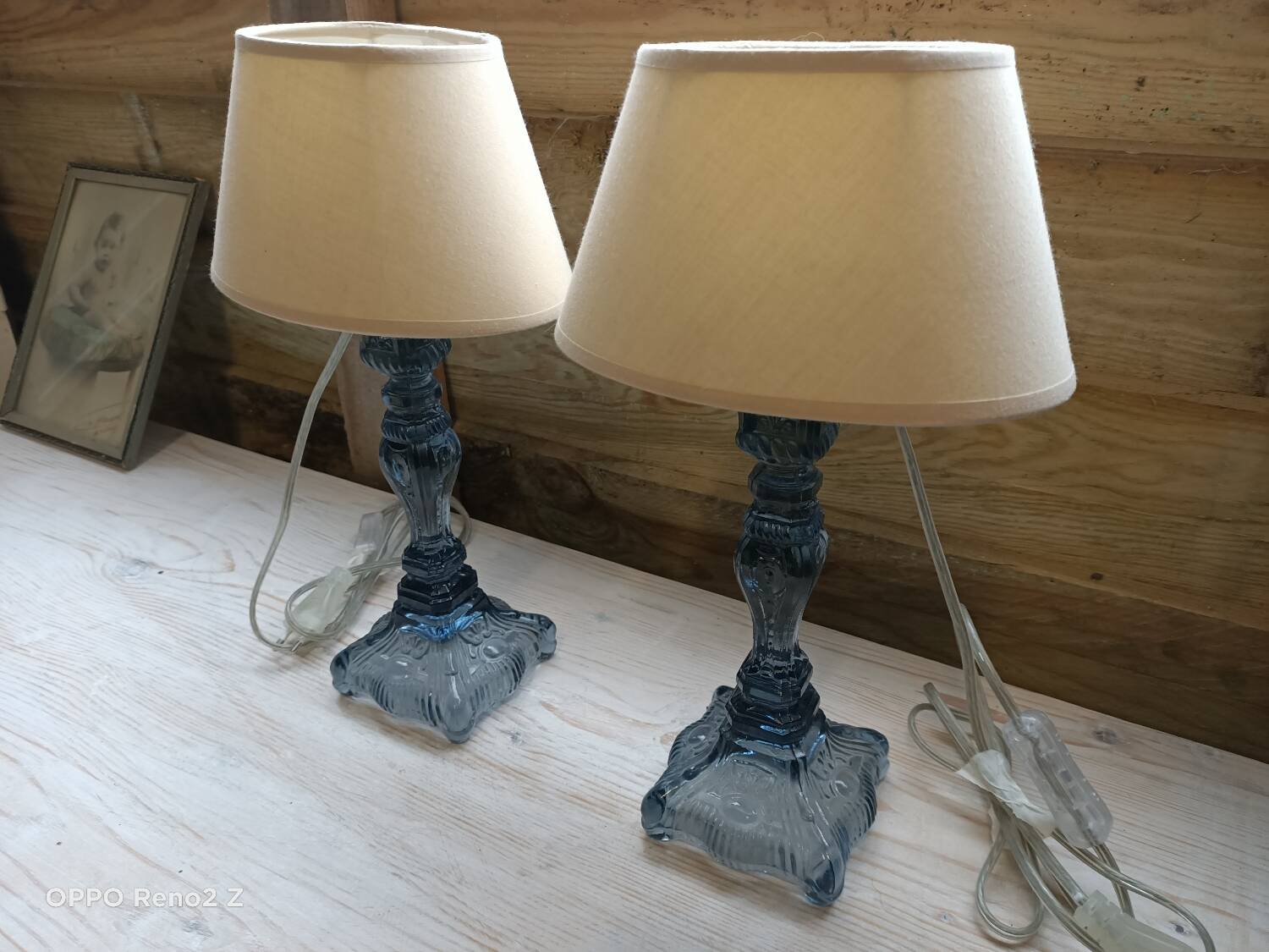 Paire de lampes en verre bleuté