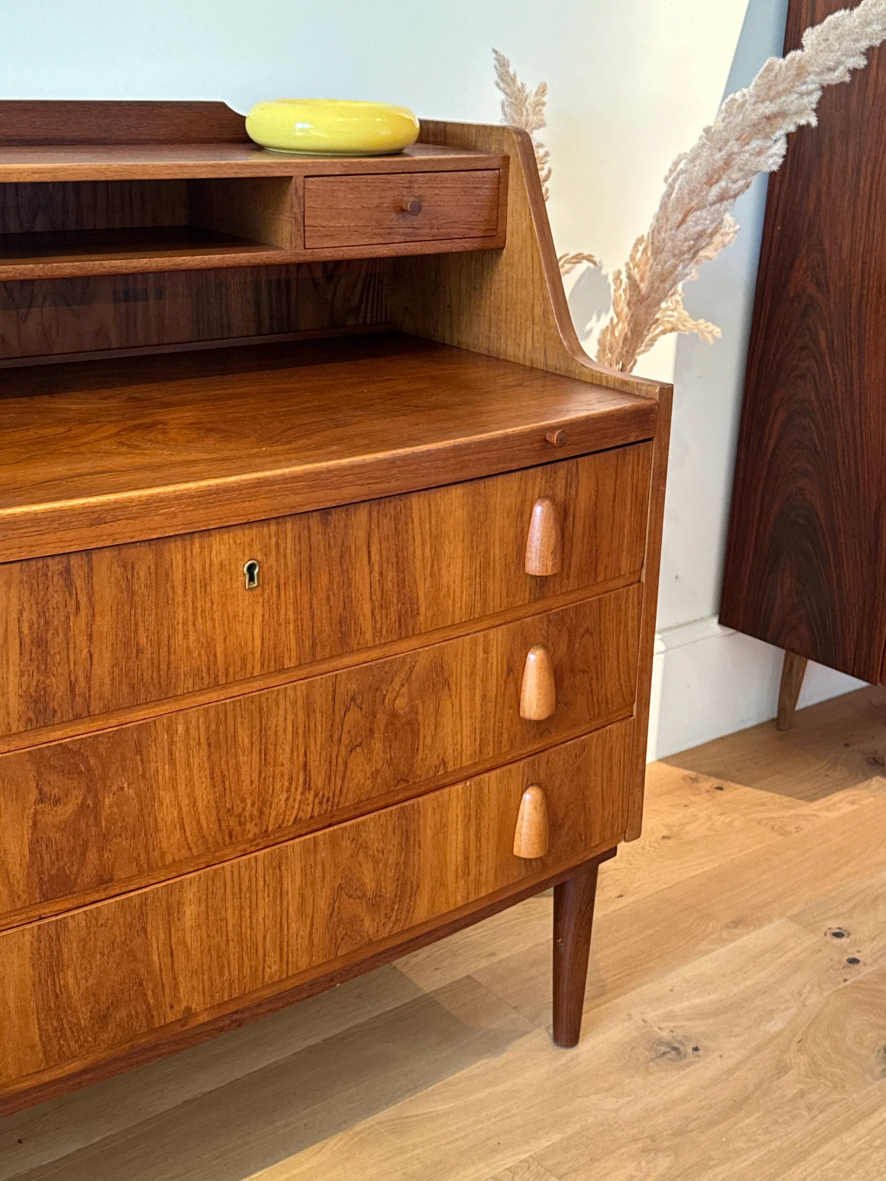 Vintage Scandinavian secretary "Oscar"