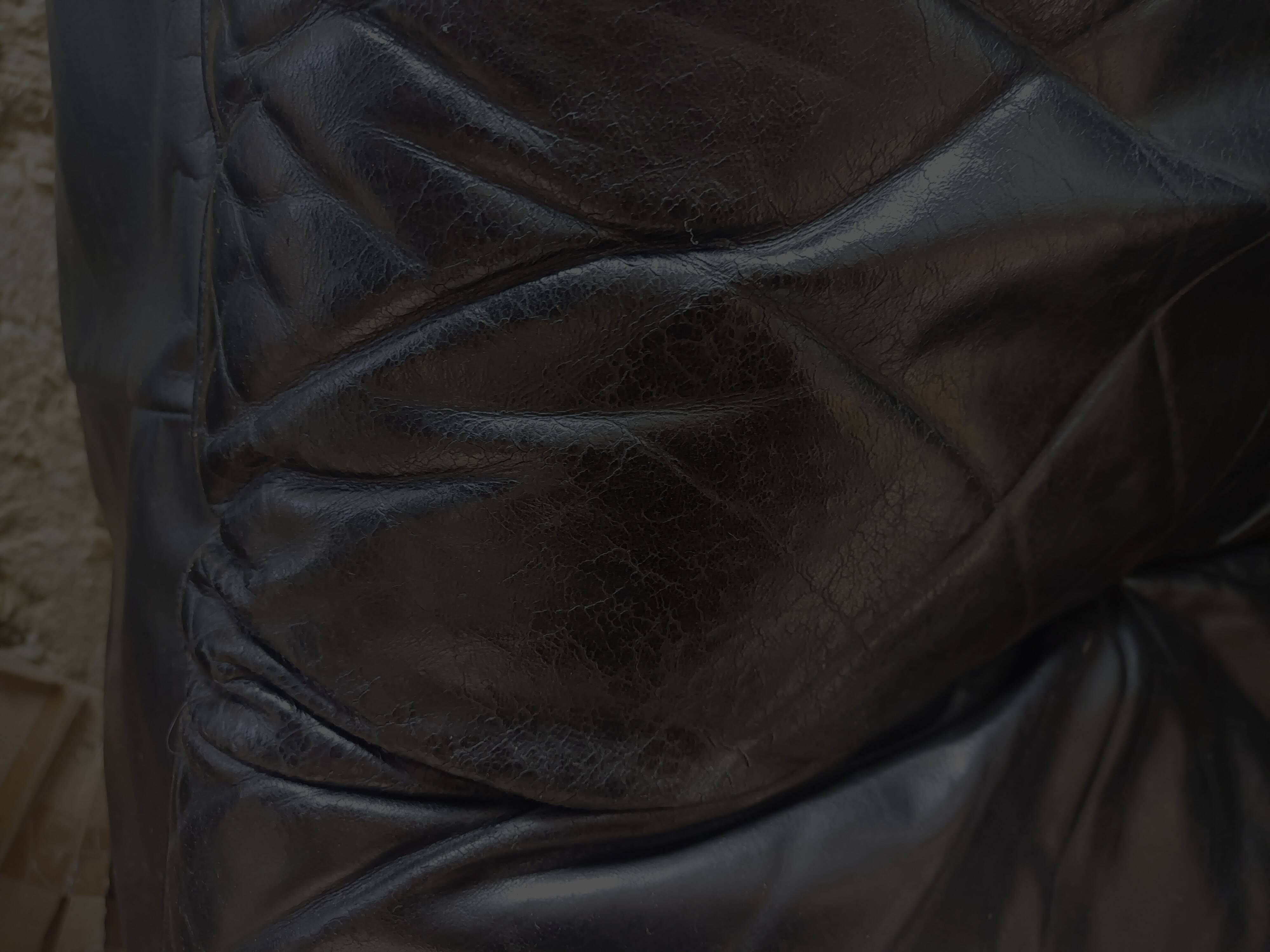 De Pas, D'Urbino and Lomazzi sofa, France, 1980s, black leather, Cinna