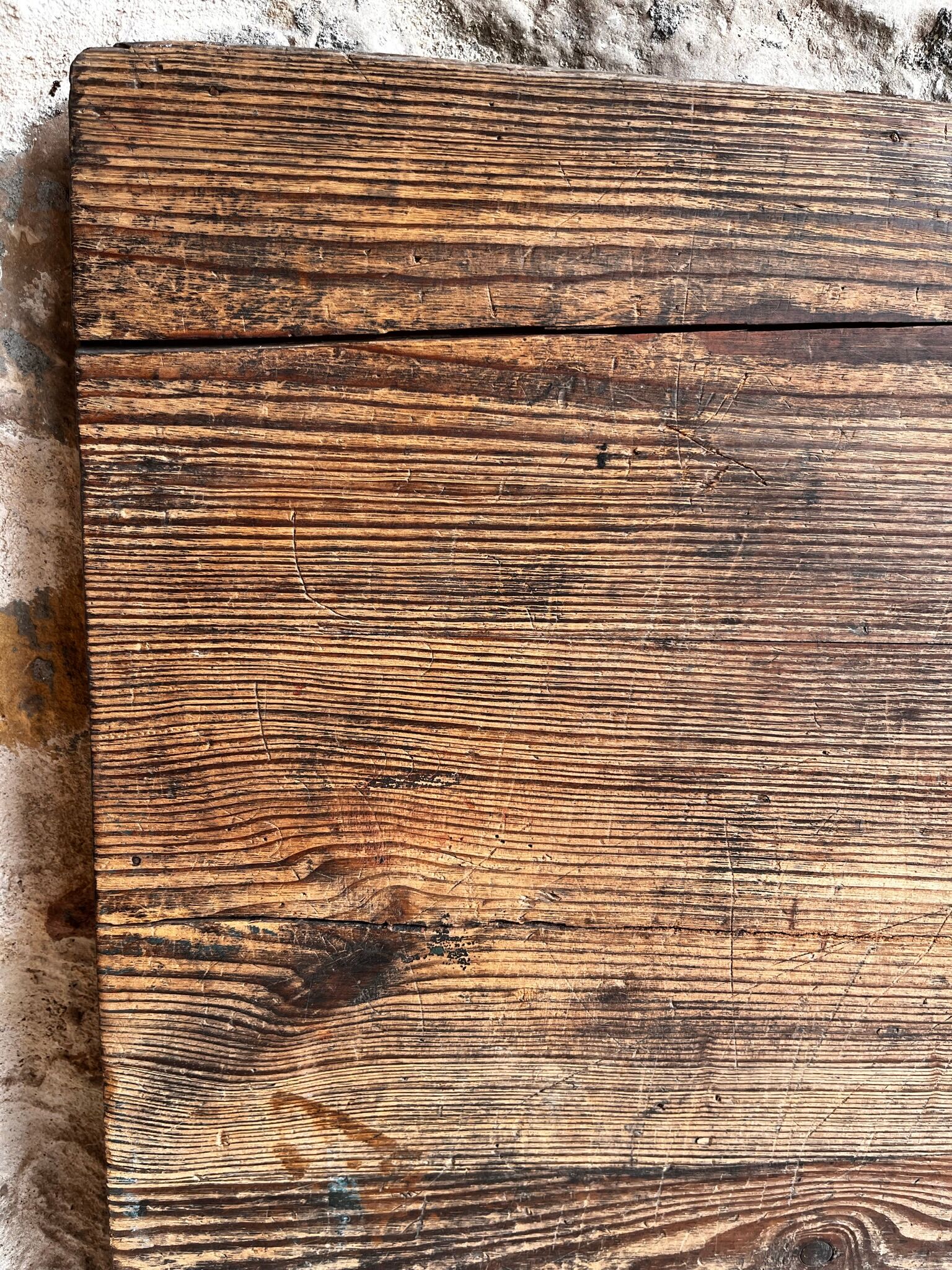 Metal and wood printing locker