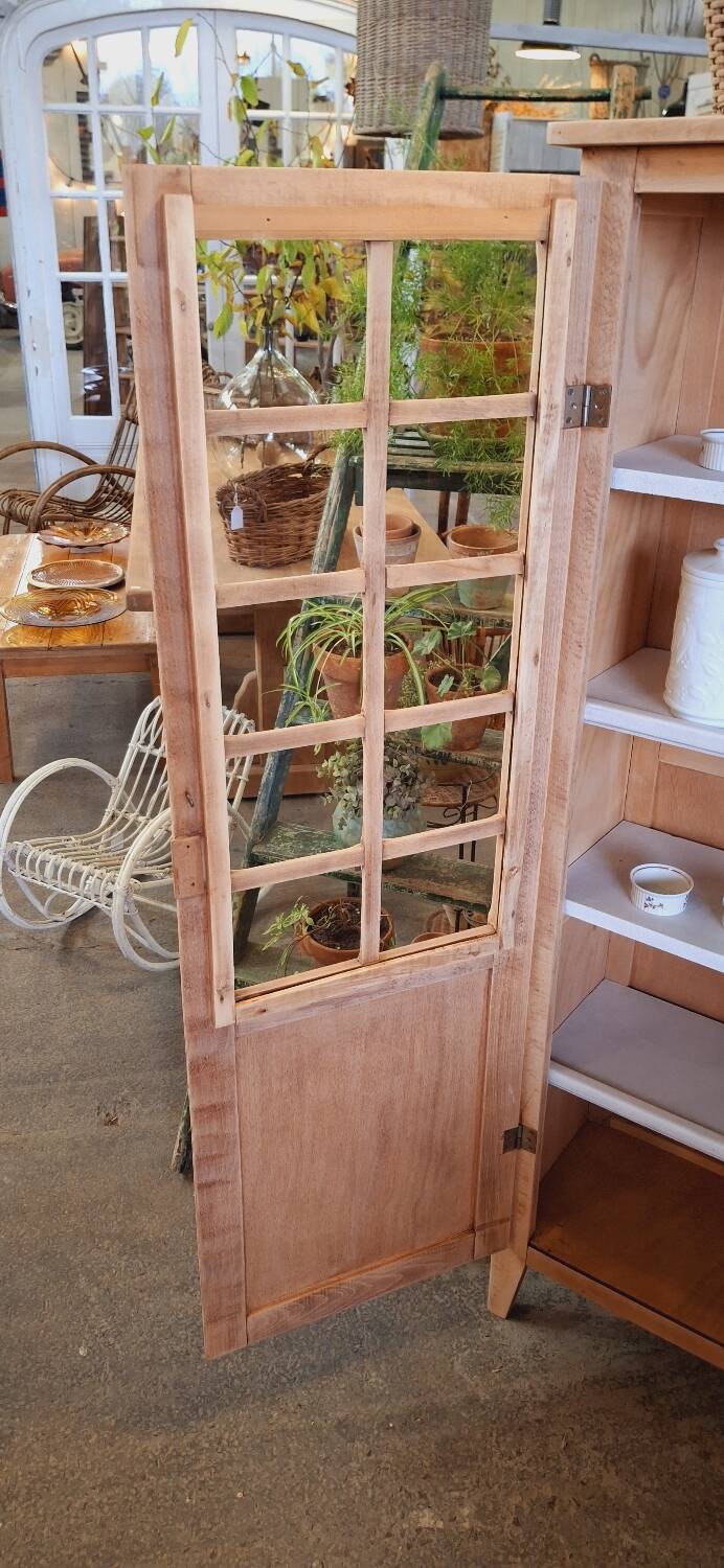 Old display case