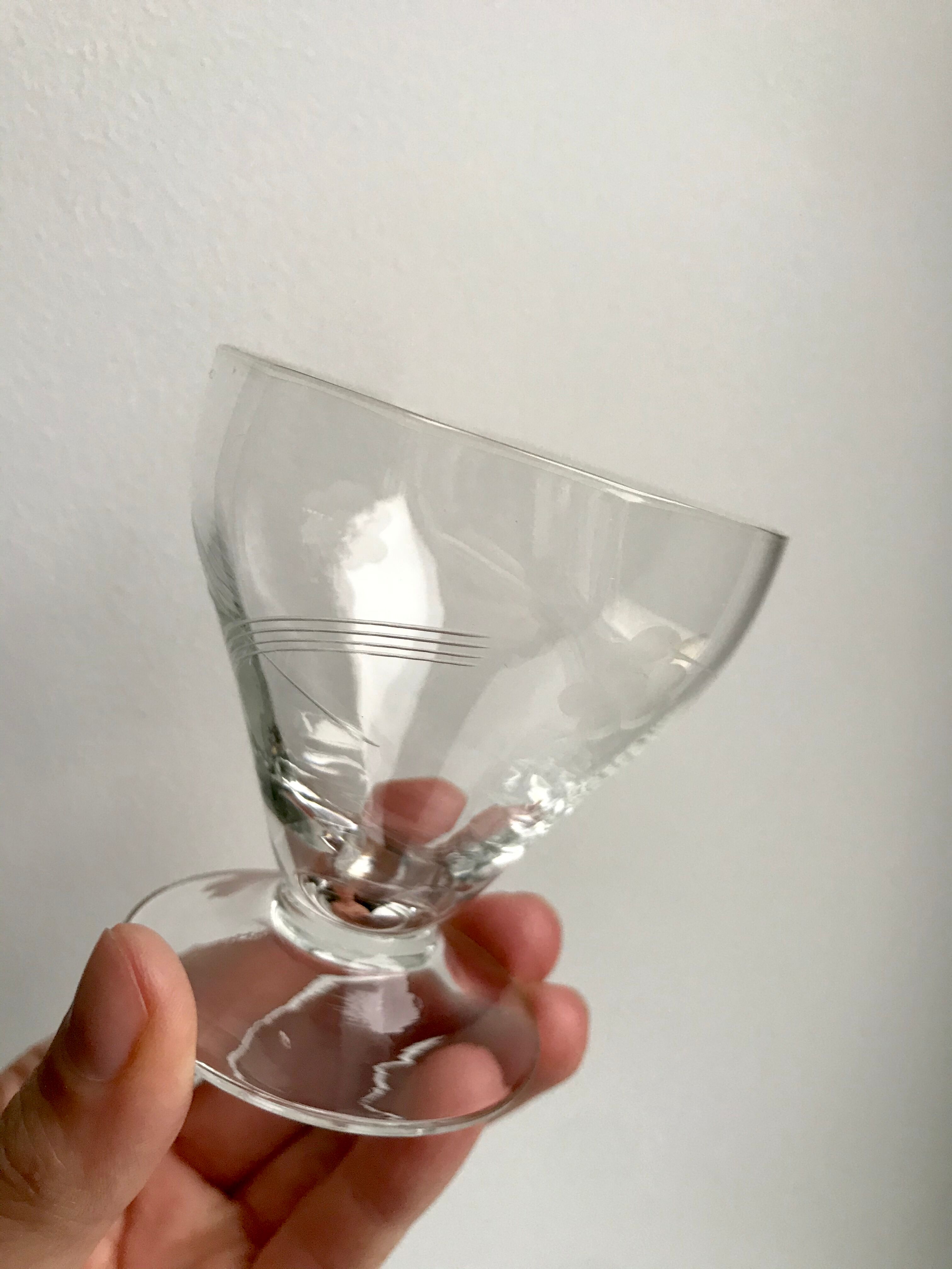 Set of 11 glasses with engraved glass stems 40-50s