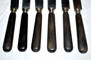 Set De 6 Couteaux De Table Anciens - Manche En Bois Et Lame Acier Solingen