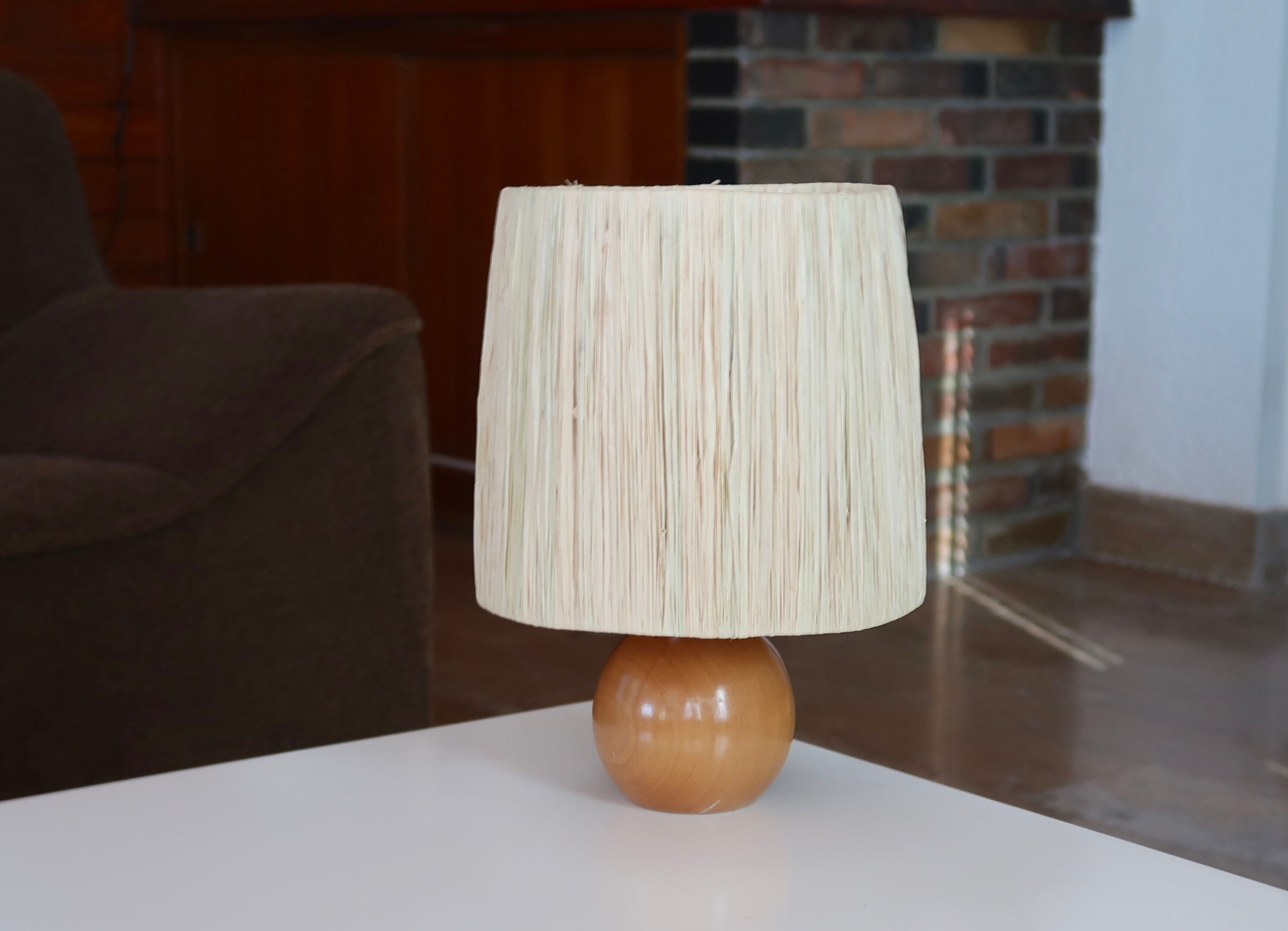 Wooden lamp and raffia lampshade, 70s