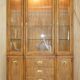 Vitrine militaire vintage Drexel Heritage avec éclairage et étagères en verre