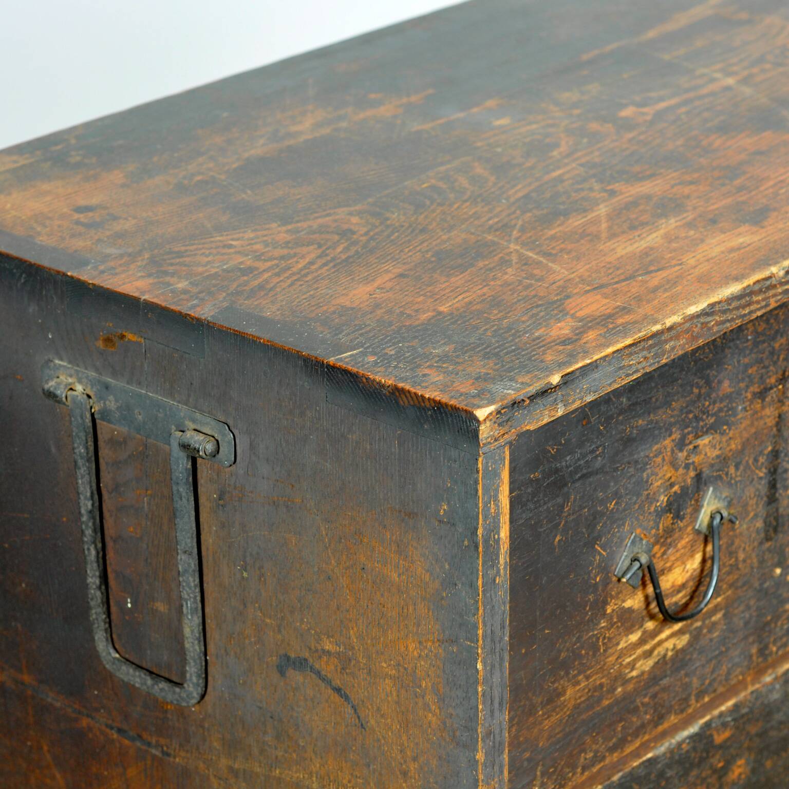Japanese Tansu chest of drawers, circa 1870