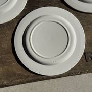 Lot de 3 grandes assiettes blanches classiques D24,5