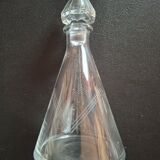 Port decanter and its 6 glasses