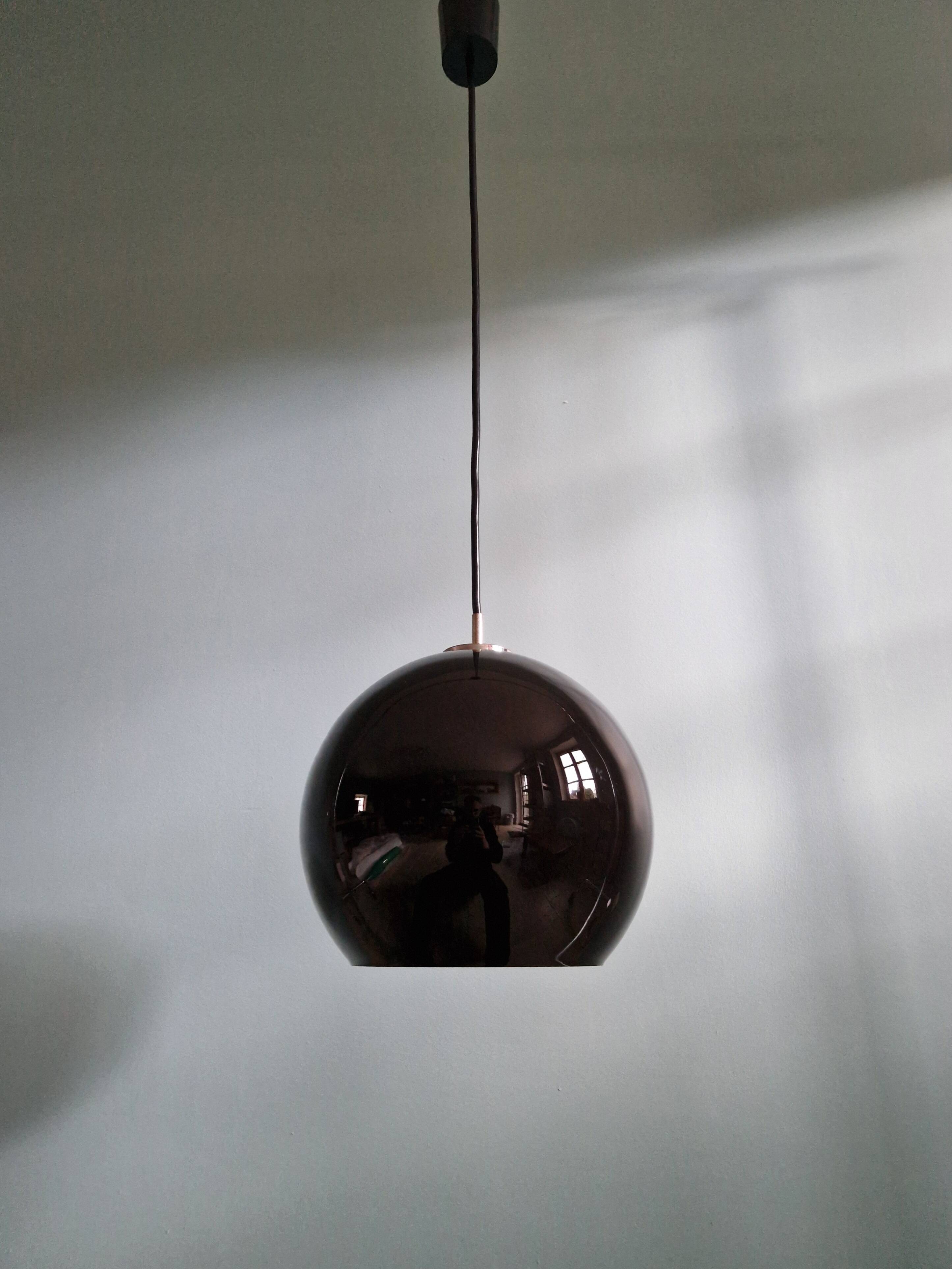 Suspension in speckled black opaline, Peill & Putzler, 1970s