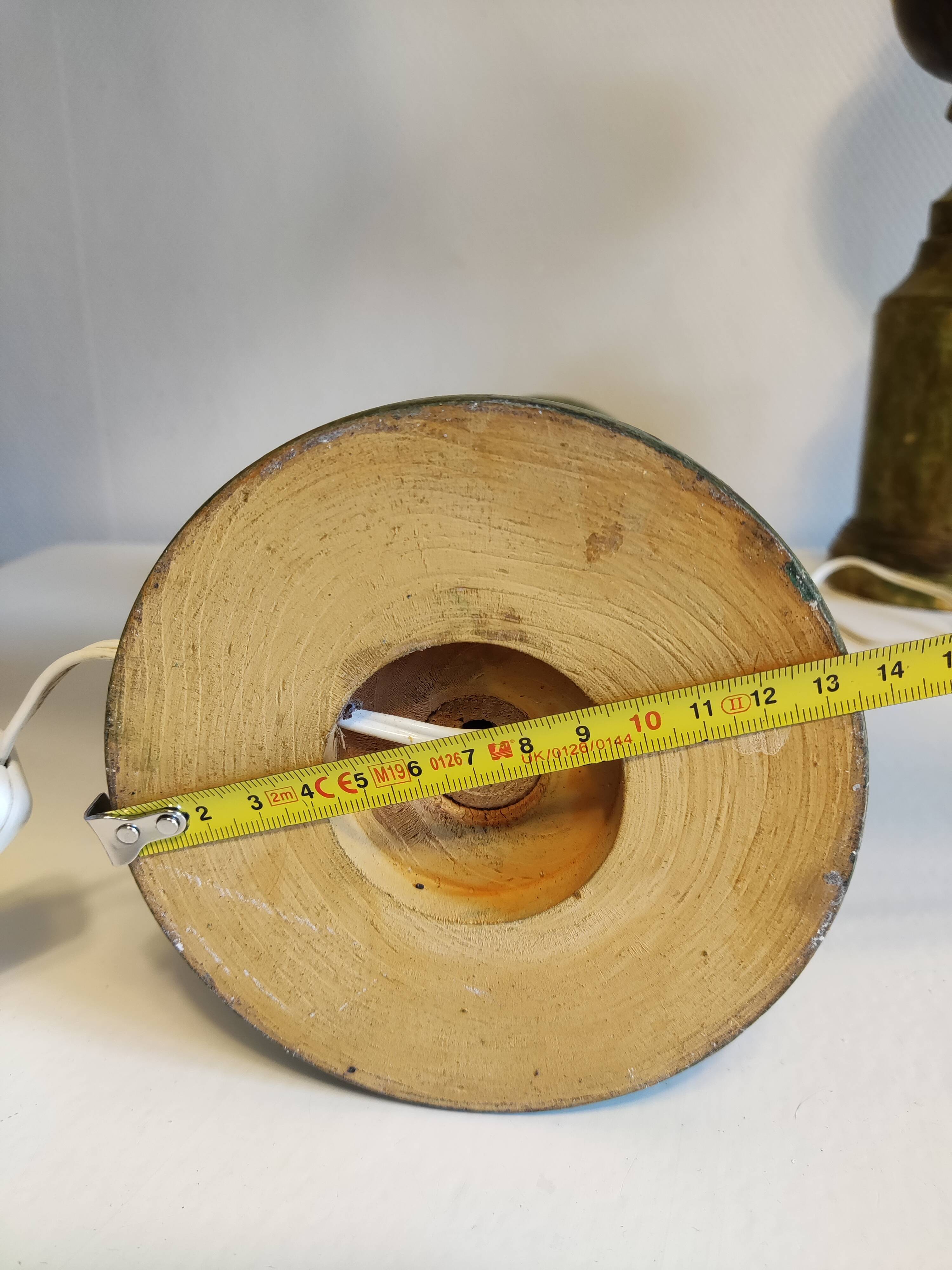 Pieds de lampes en bois tourné
